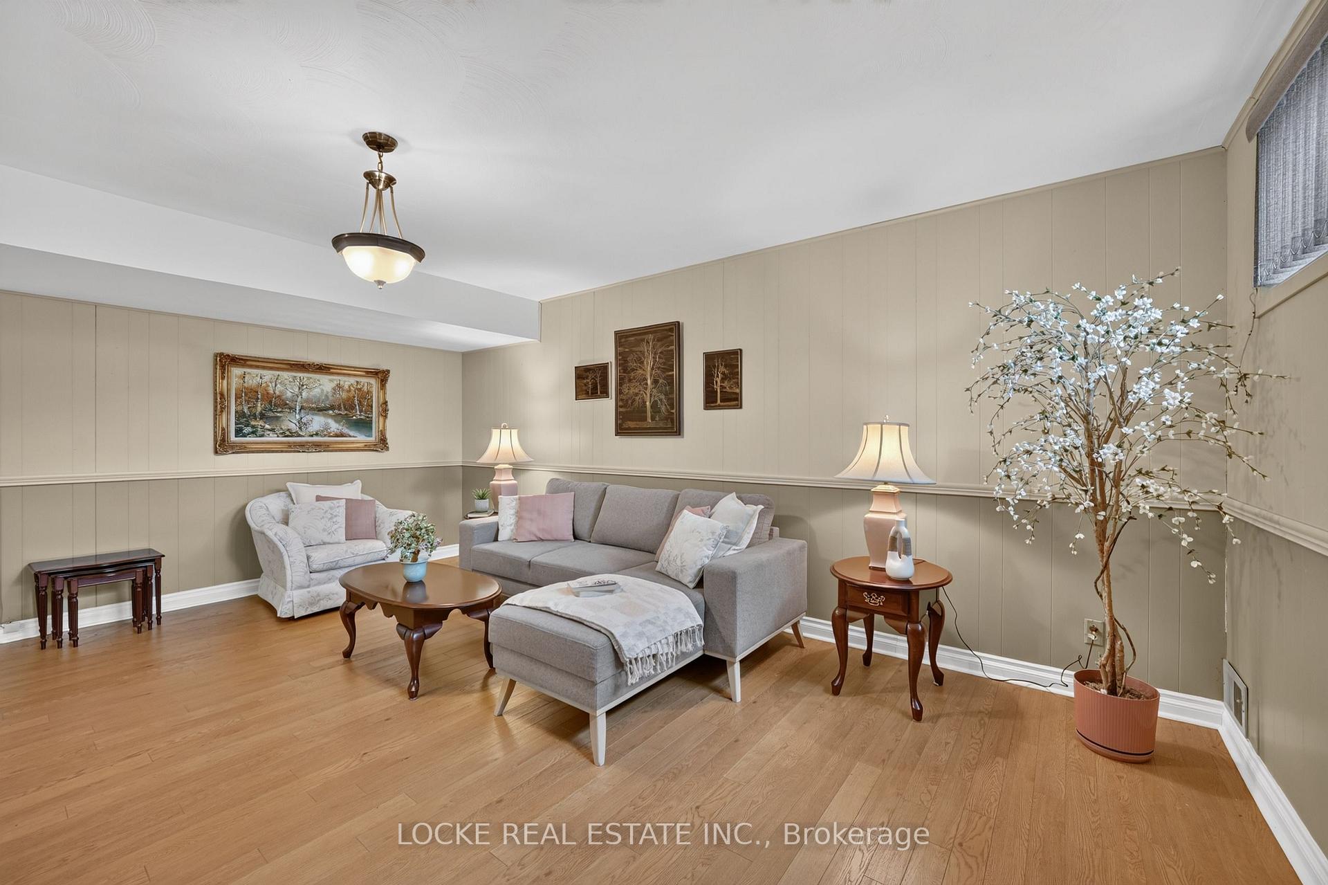 Photo 26 of 126 Juniper Street, Ottawa, Chatelaine Village — HOMEH
