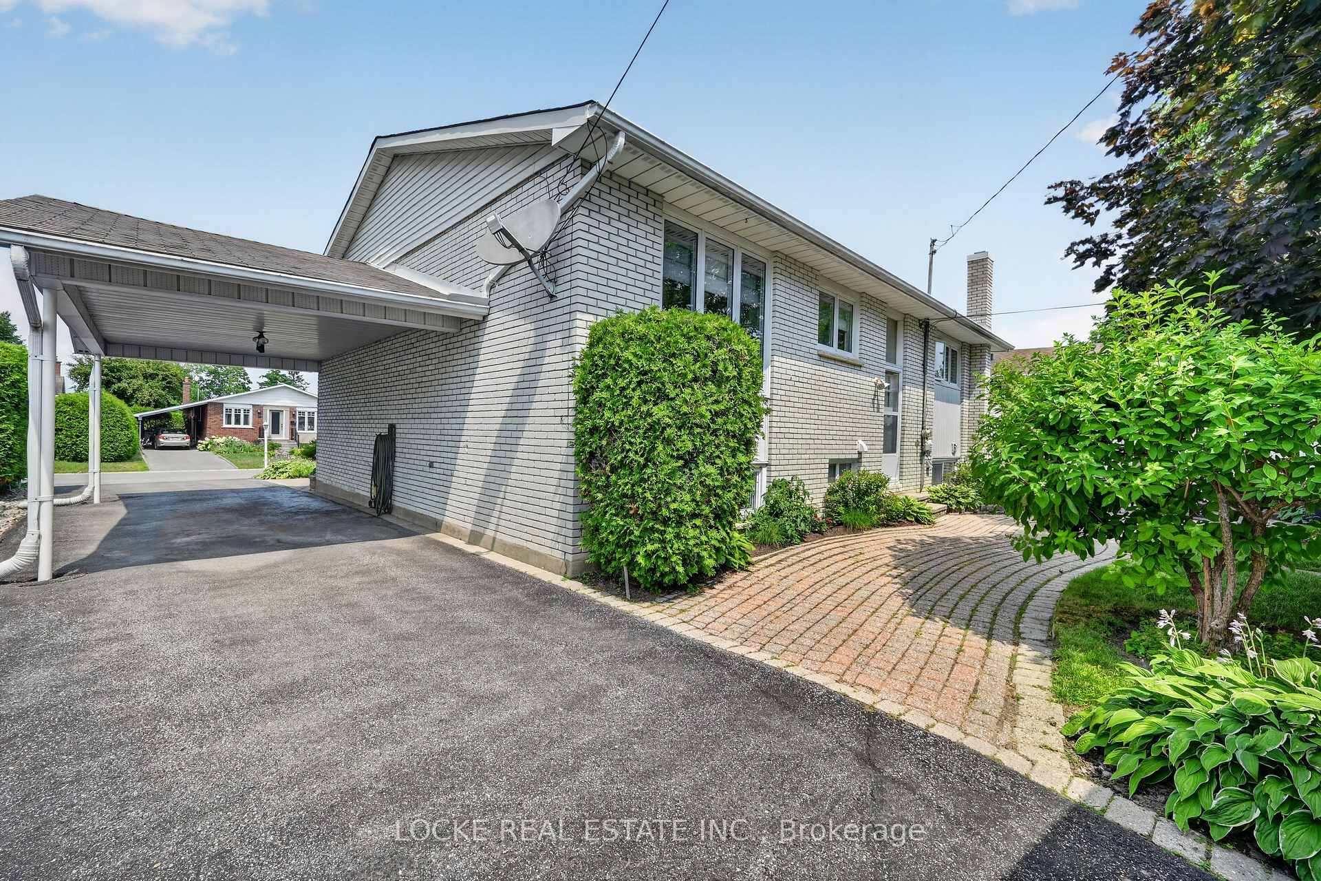 Photo 42 of 126 Juniper Street, Ottawa, Chatelaine Village — HOMEH