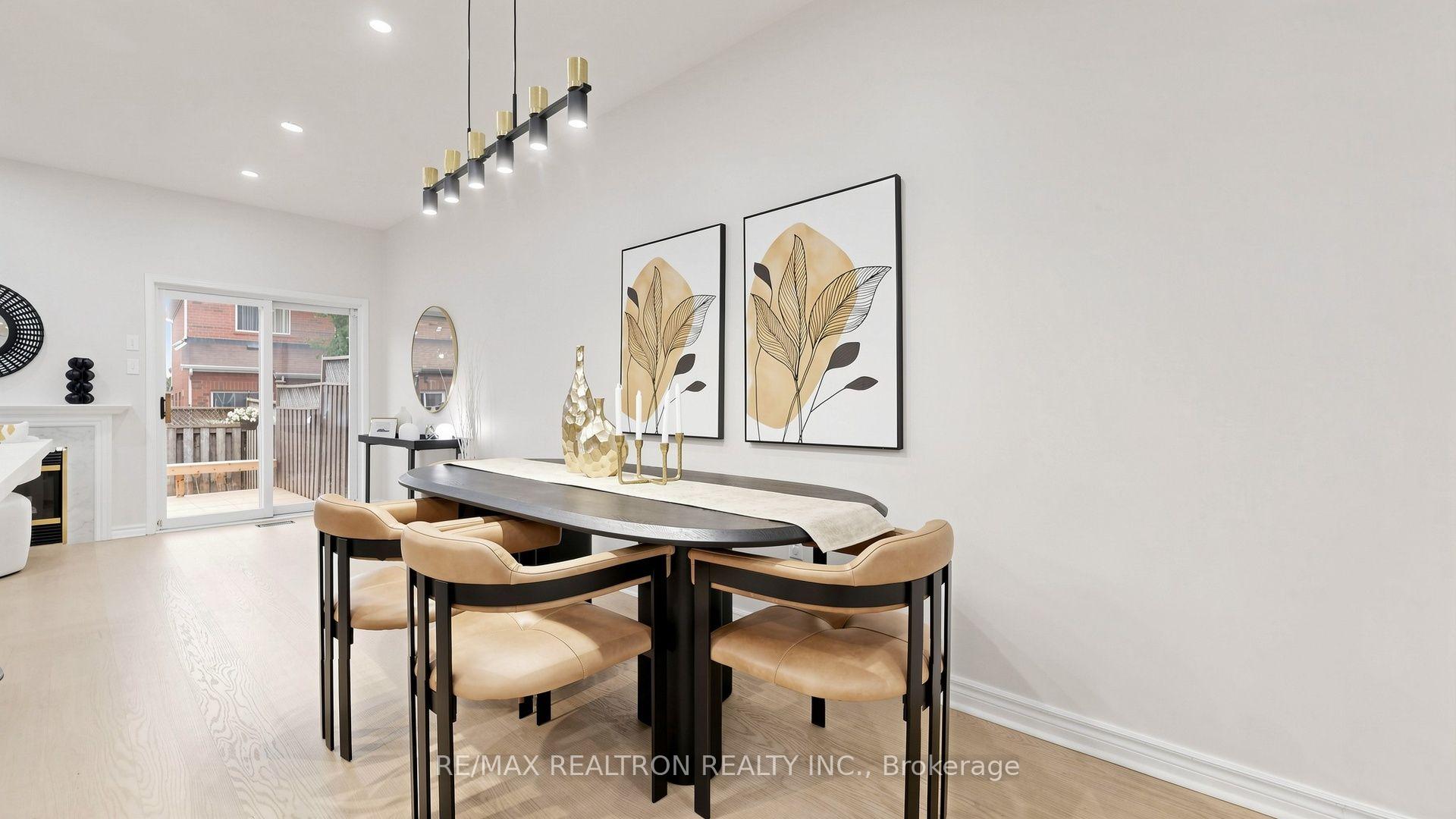 Photo 5 of 21 Belvia Drive, Vaughan, Patterson — HOMEH