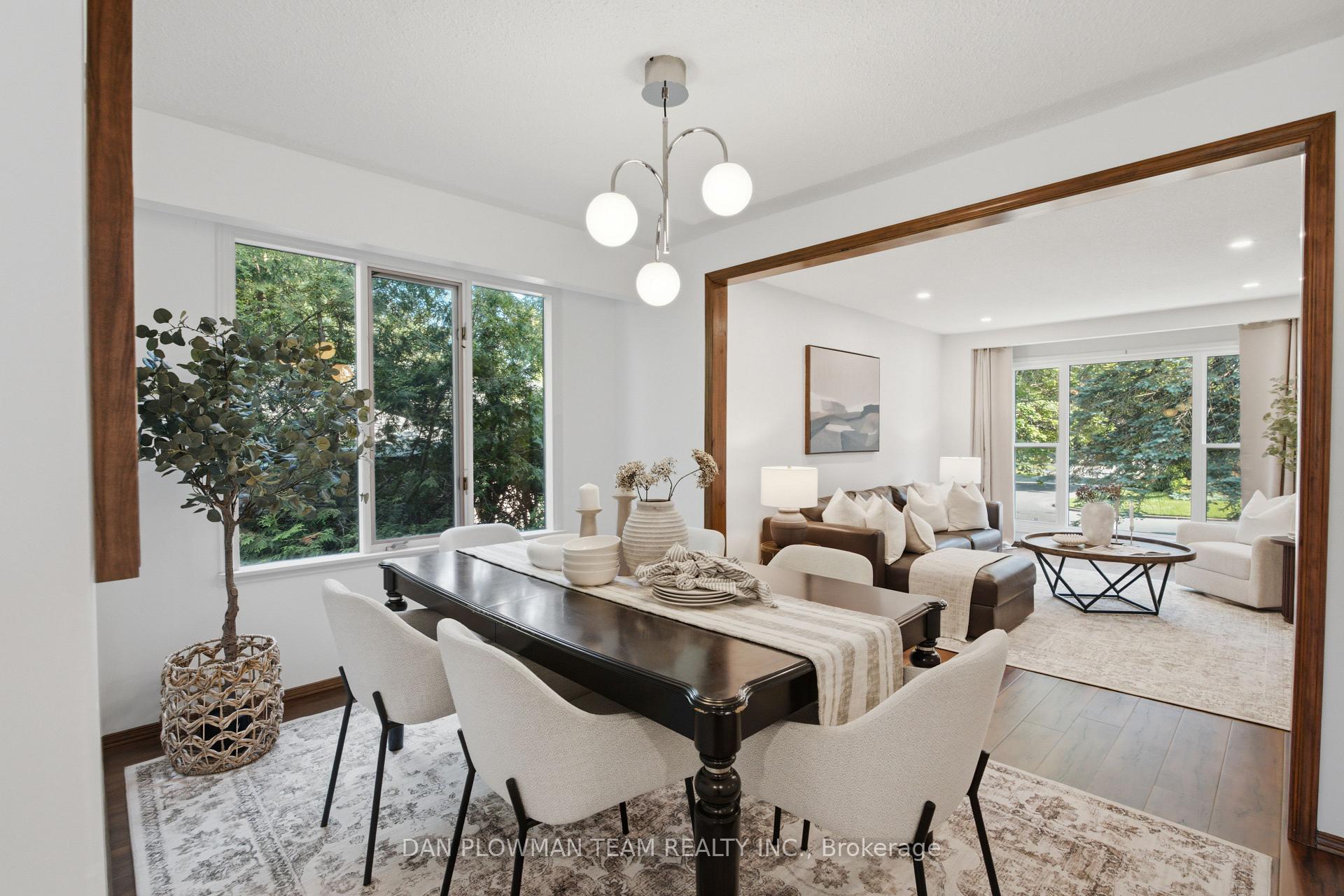 Photo 9 of 733 Tarn Court, Oshawa, McLaughlin — HOMEH