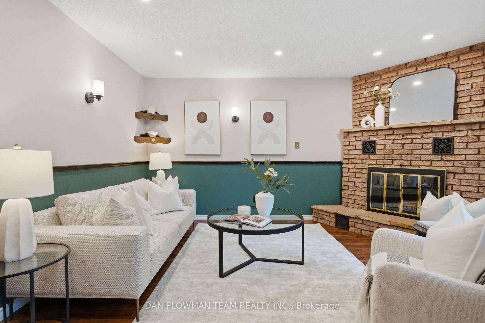 Photo 14 of 733 Tarn Court, Oshawa, McLaughlin — HOMEH