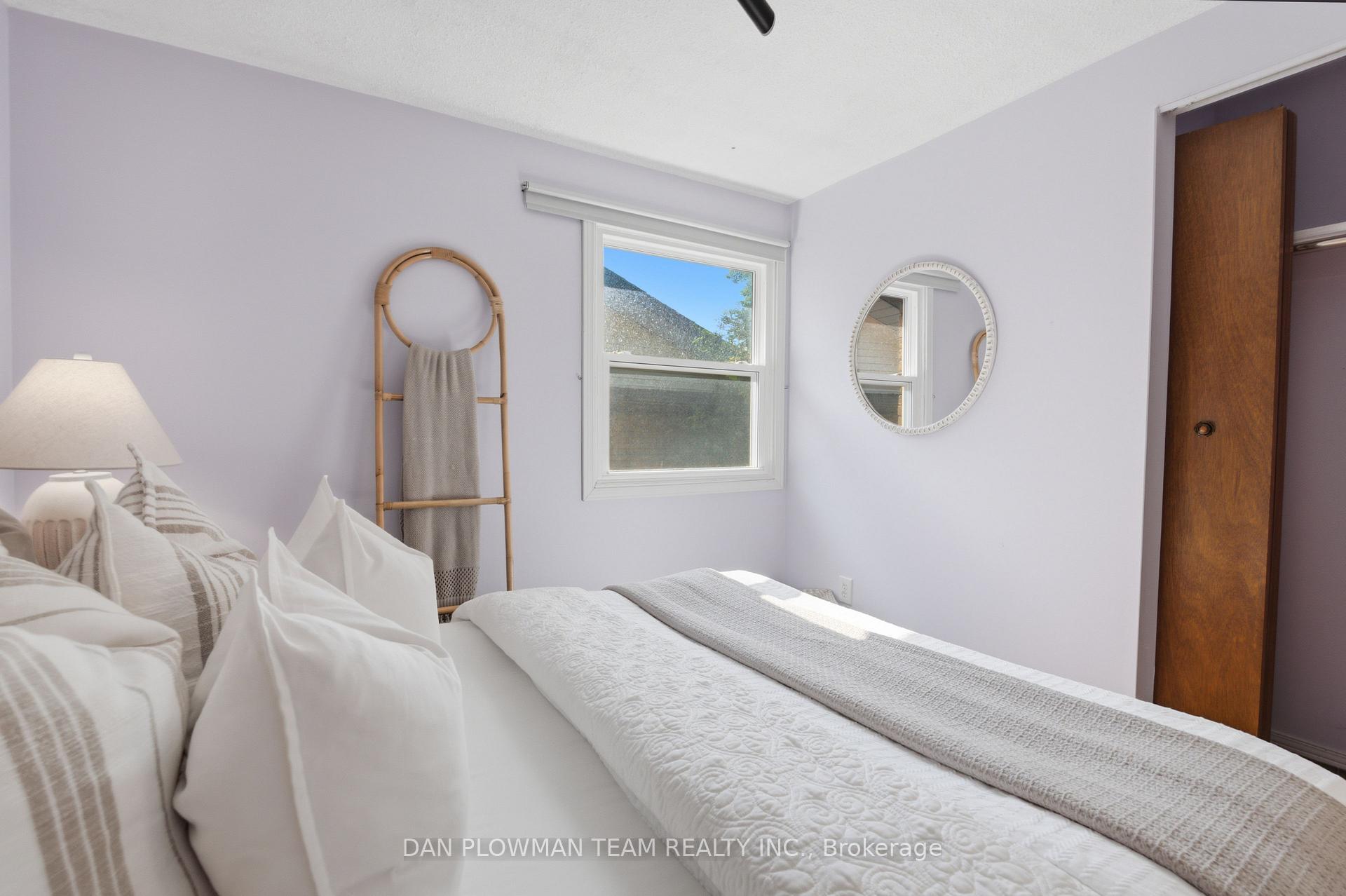 Photo 20 of 733 Tarn Court, Oshawa, McLaughlin — HOMEH