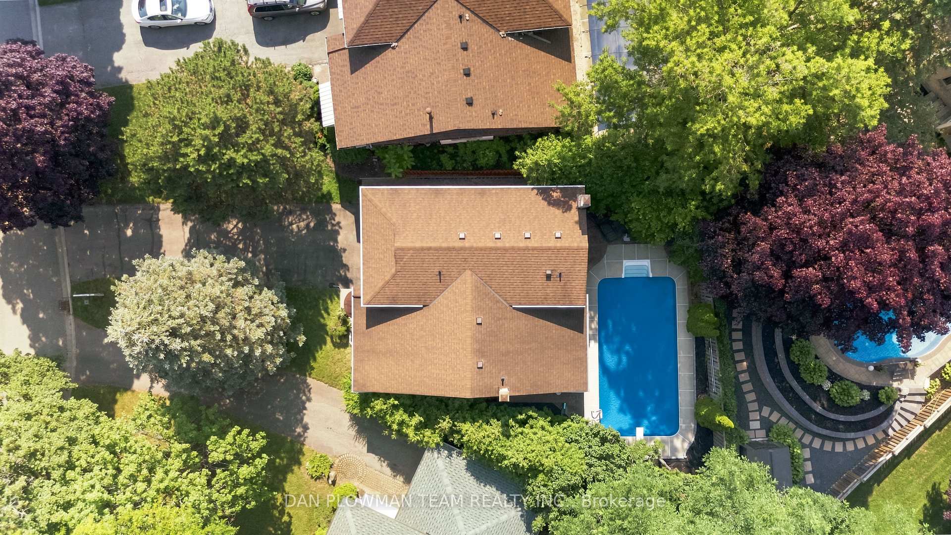 Photo 29 of 733 Tarn Court, Oshawa, McLaughlin — HOMEH