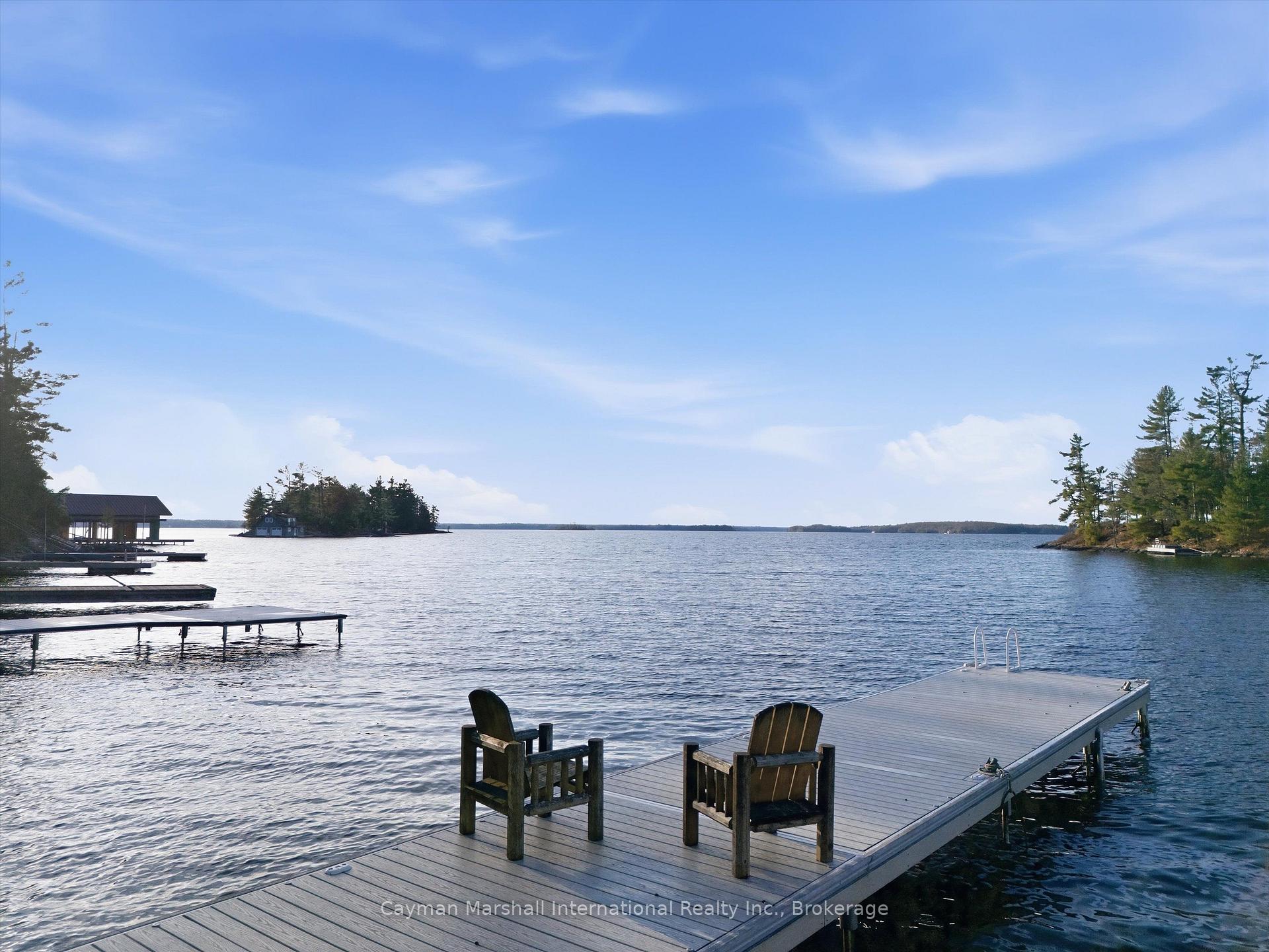 Photo 4 of 1020 Ennis Bay Road S, Bracebridge, Muskoka (N) — HOMEH