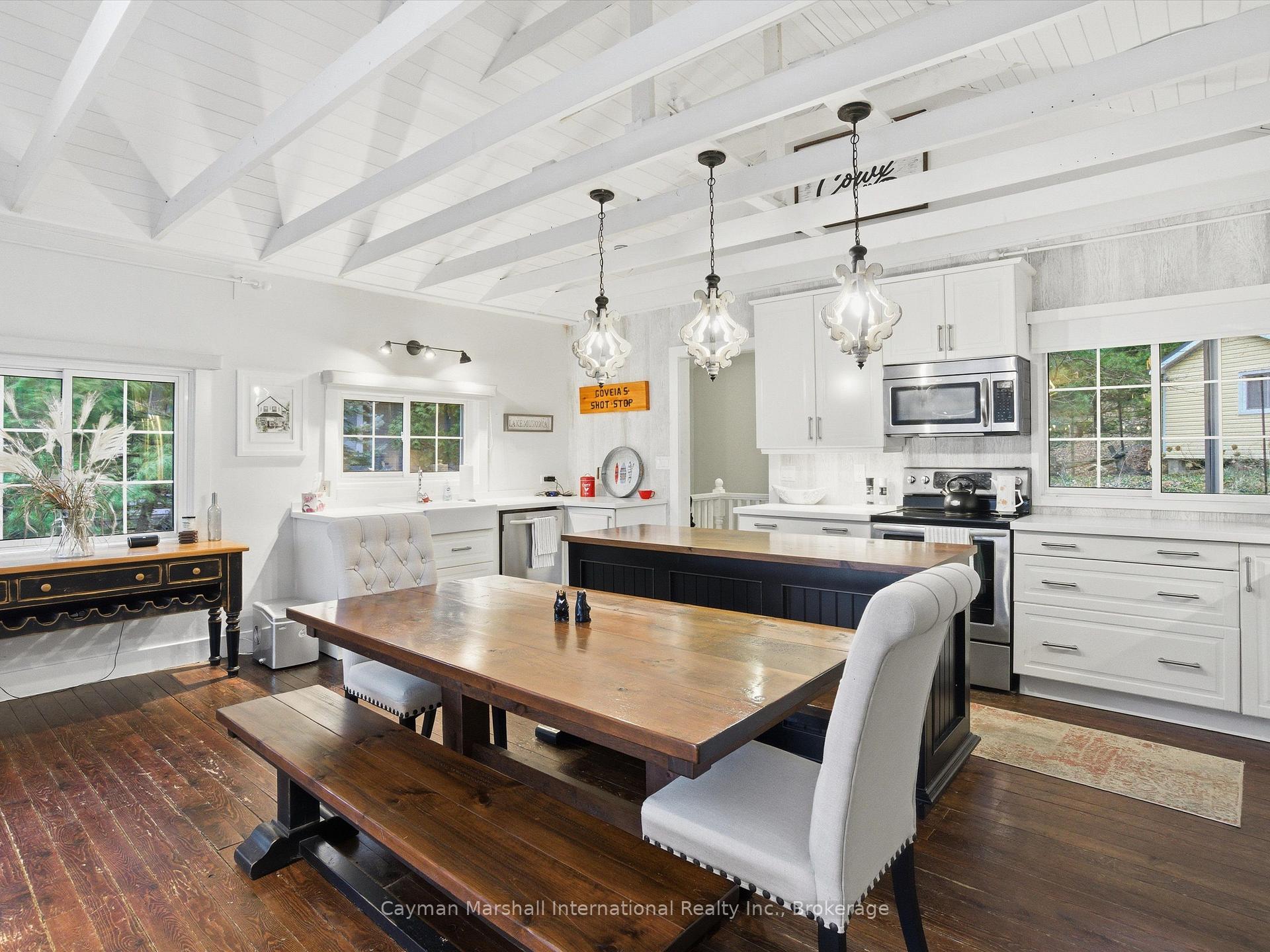 Photo 7 of 1020 Ennis Bay Road S, Bracebridge, Muskoka (N) — HOMEH