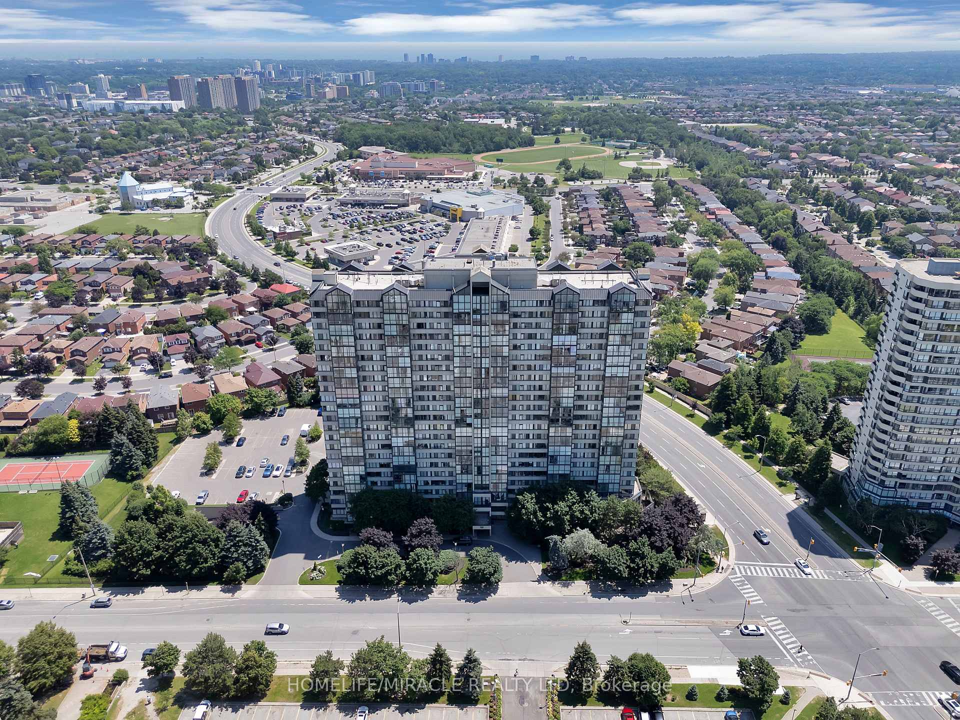 Front of Unit 112, 350 Webb Drive