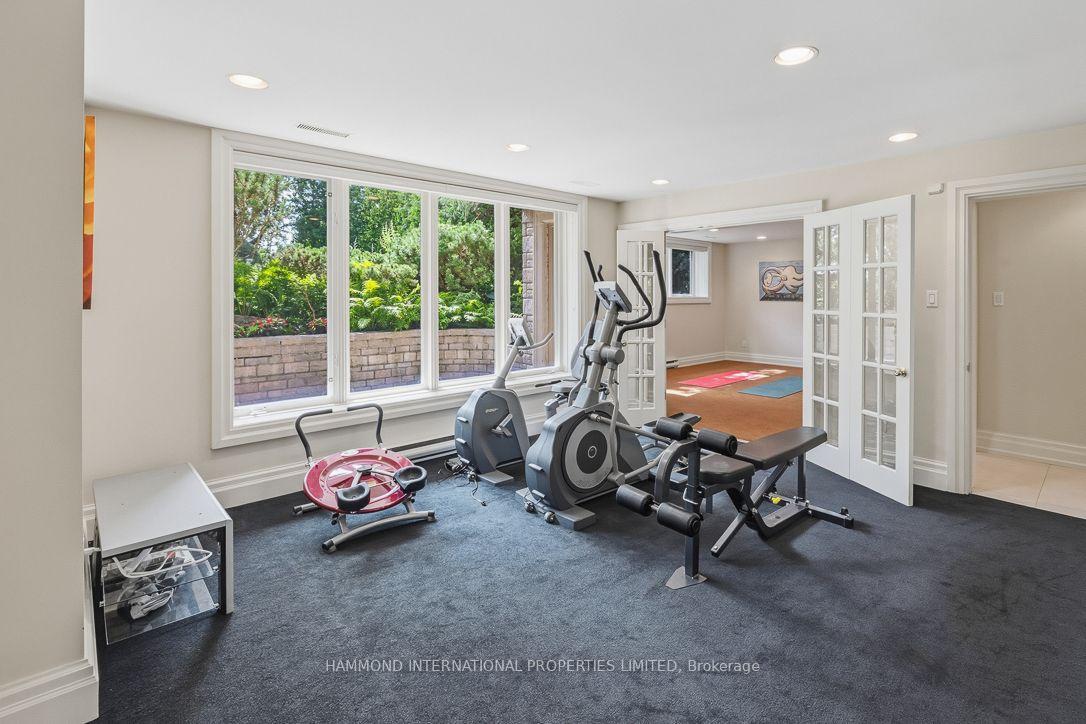 Photo 30 of 32 Arjay Crescent, North York, Bridle Path-Sunnybrook-York Mills — HOMEH