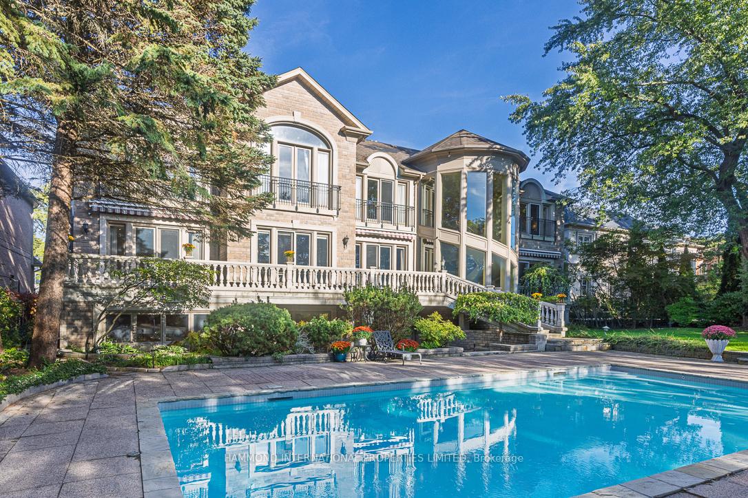 Photo 34 of 32 Arjay Crescent, North York, Bridle Path-Sunnybrook-York Mills — HOMEH