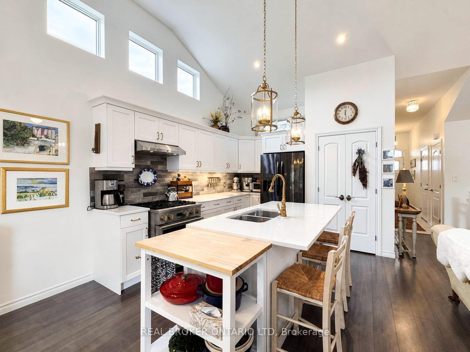 Photo 14 of 214 Emery Street, Central Elgin, Port Stanley — HOMEH