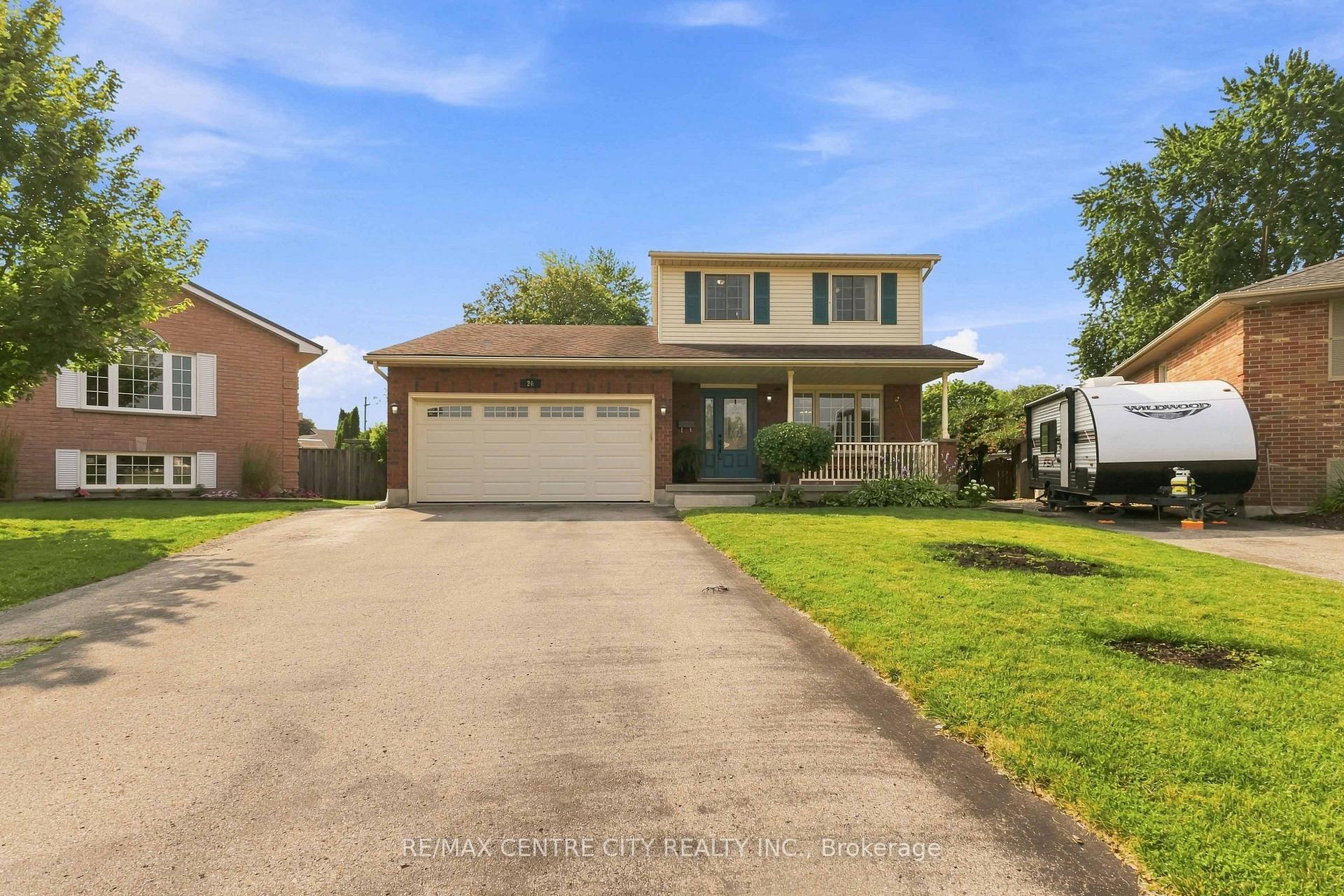 Photo 1 of 26 Oldewood Crescent, St. Thomas — HOMEH