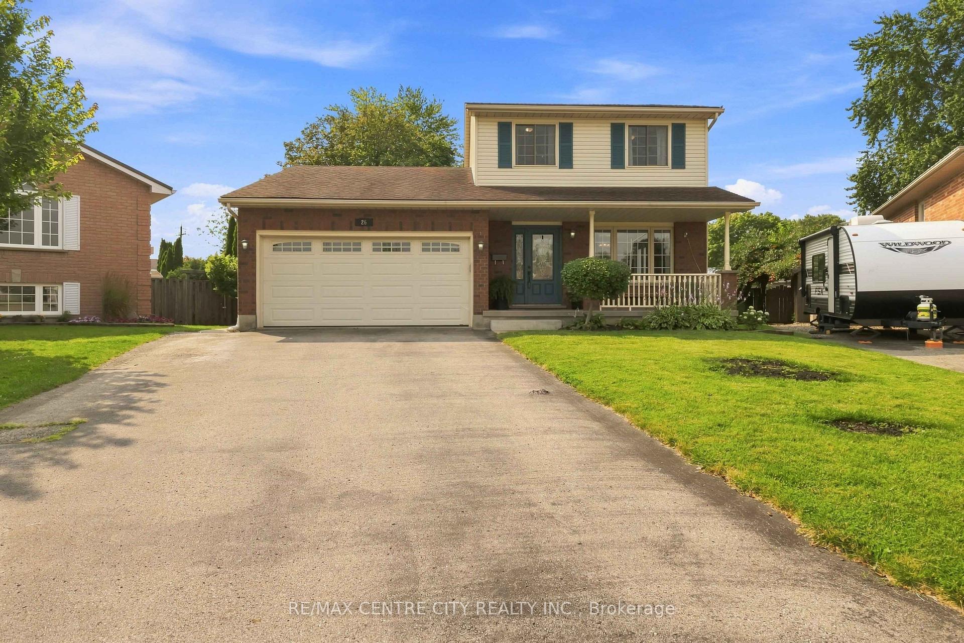 Photo 3 of 26 Oldewood Crescent, St. Thomas — HOMEH
