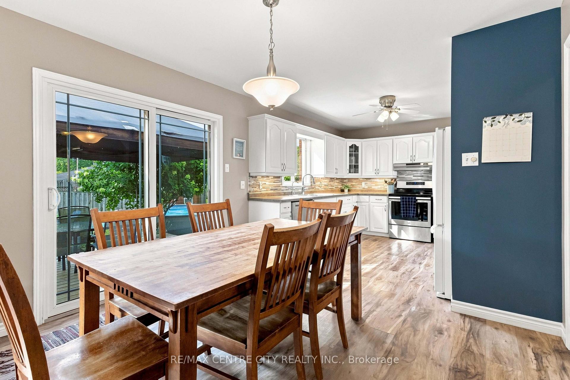 Photo 21 of 26 Oldewood Crescent, St. Thomas — HOMEH