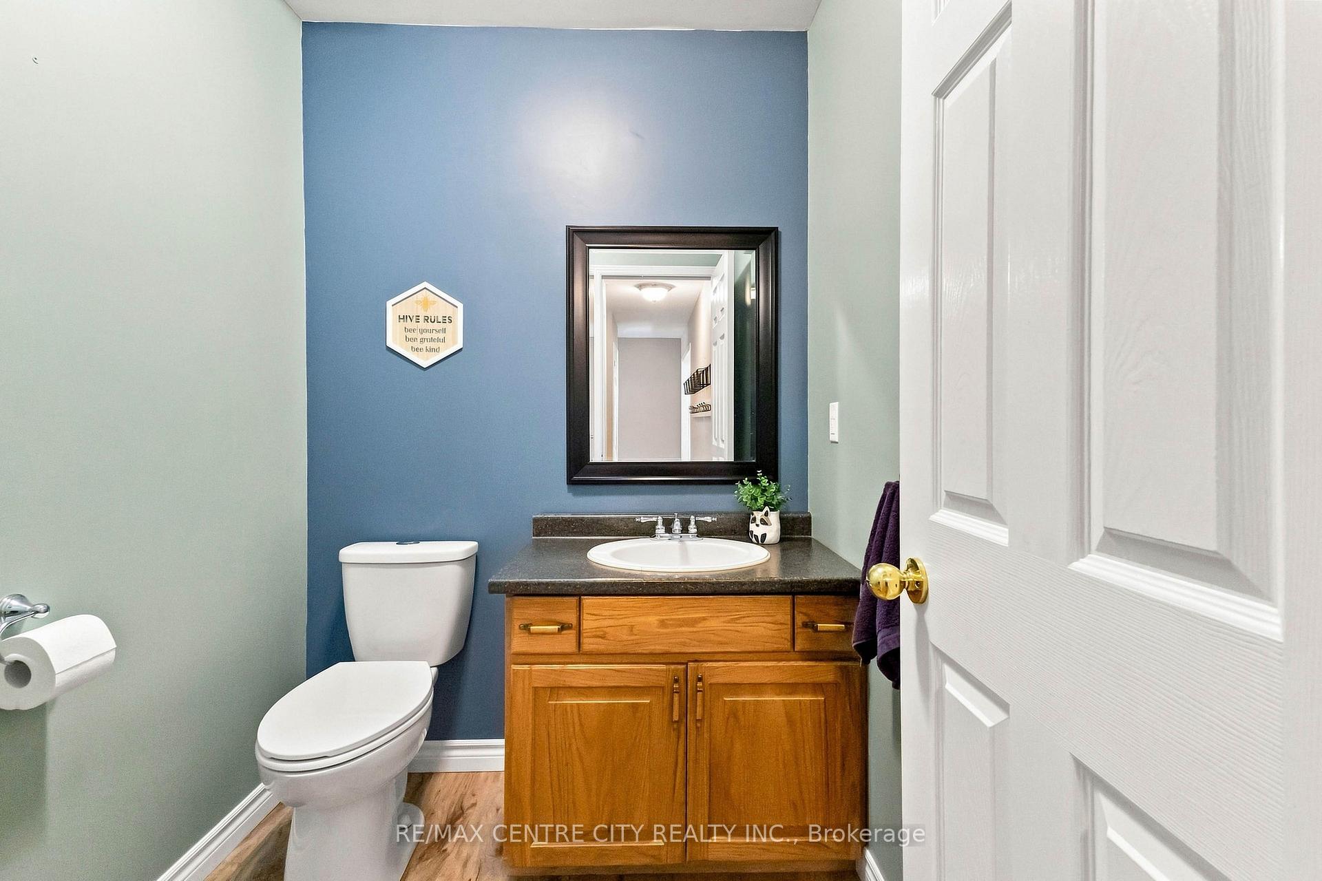 Photo 28 of 26 Oldewood Crescent, St. Thomas — HOMEH