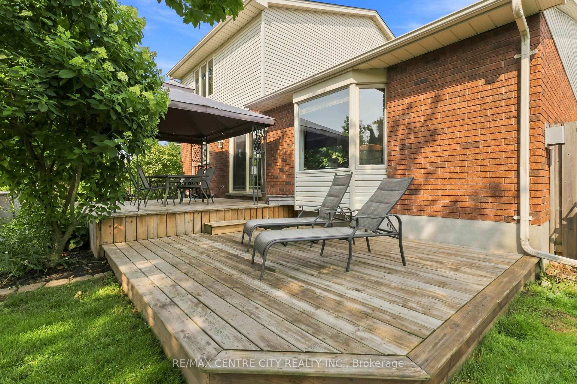 Photo 42 of 26 Oldewood Crescent, St. Thomas — HOMEH
