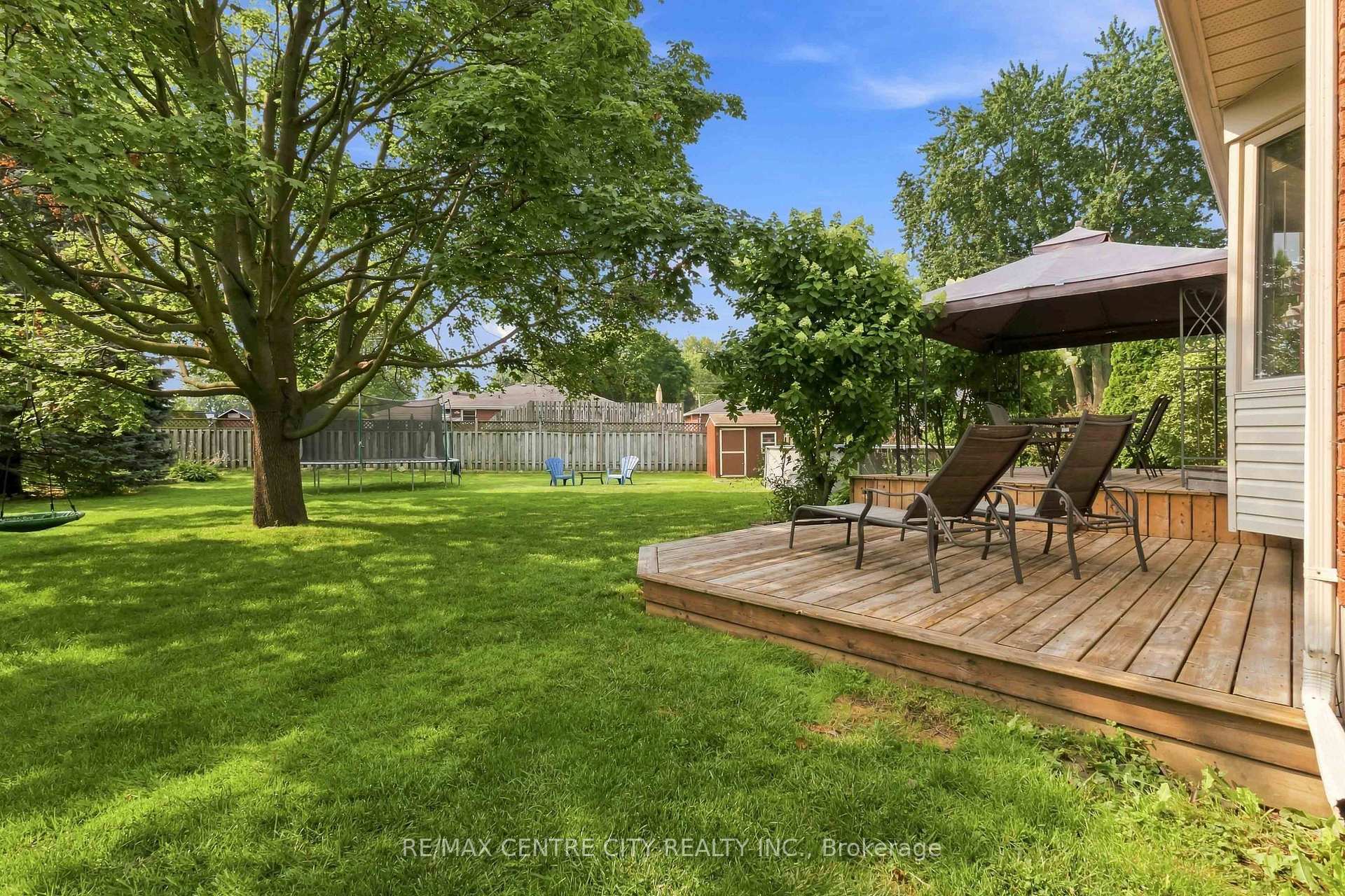 Photo 44 of 26 Oldewood Crescent, St. Thomas — HOMEH