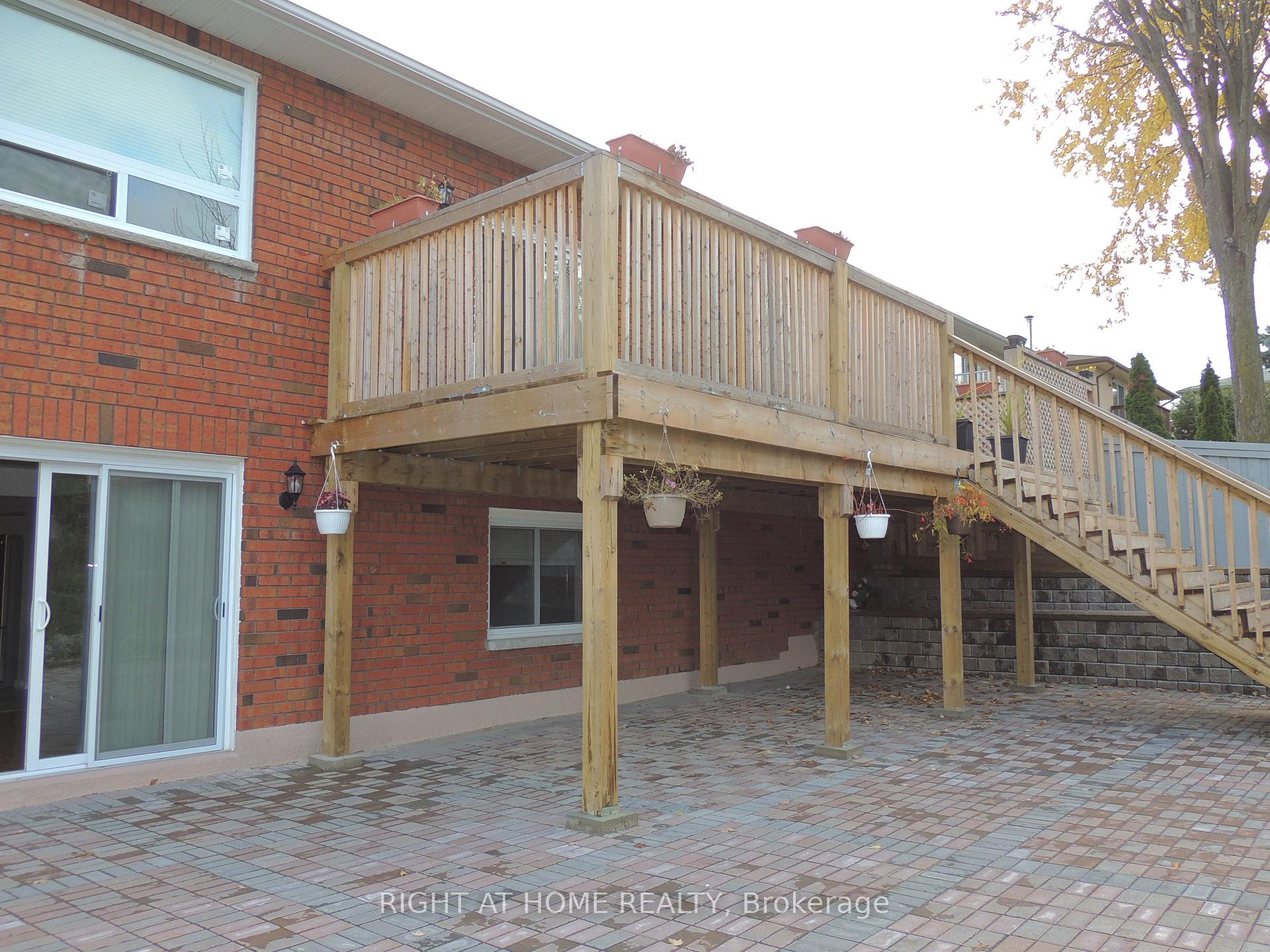 Photo 6 of Unit B, 66 Bayview Drive, Barrie, Allandale — HOMEH