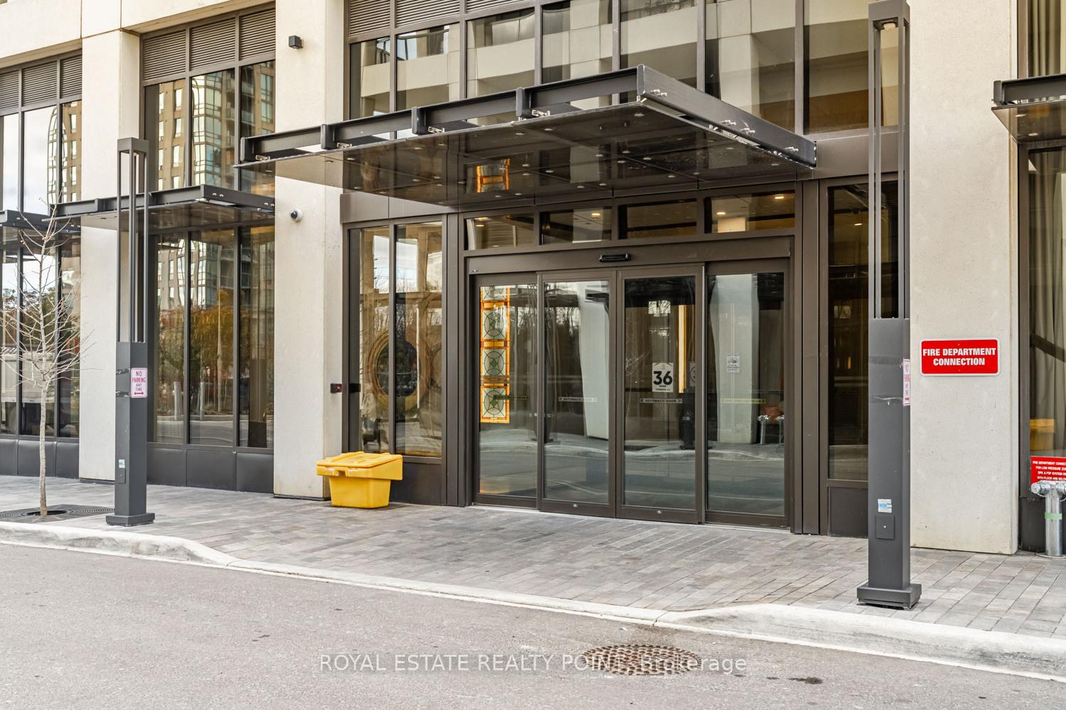 Photo of Unit 3702, 36 Elm Drive