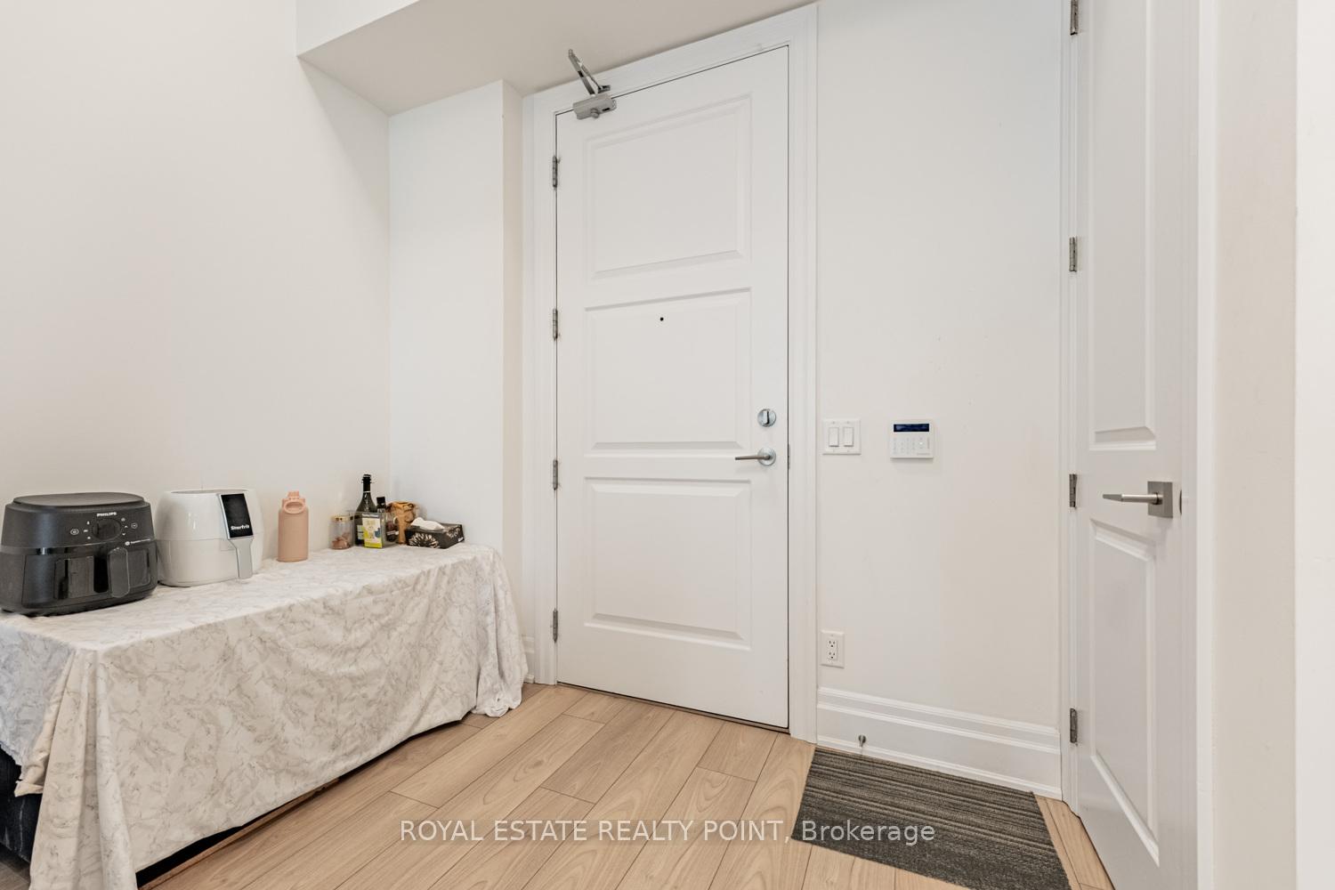 Photo 5 of Unit 3702, 36 Elm Drive, Mississauga, Fairview — HOMEH