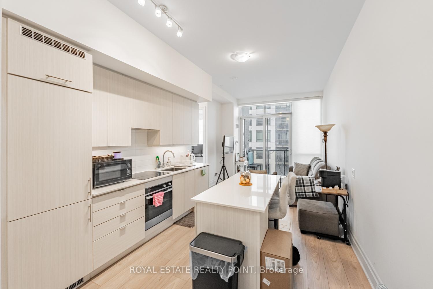 Photo 7 of Unit 3702, 36 Elm Drive, Mississauga, Fairview — HOMEH