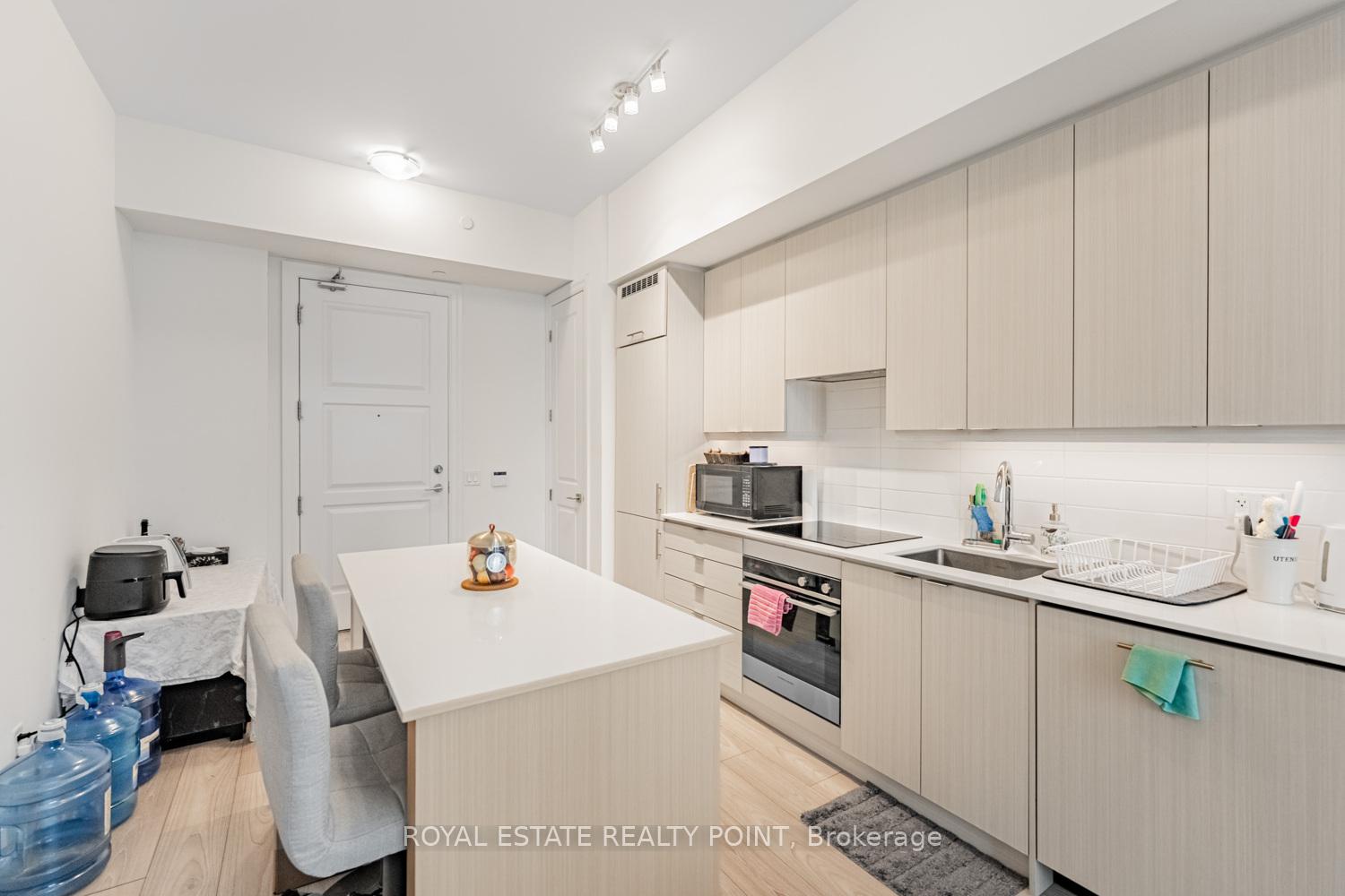 Photo 9 of Unit 3702, 36 Elm Drive, Mississauga, Fairview — HOMEH