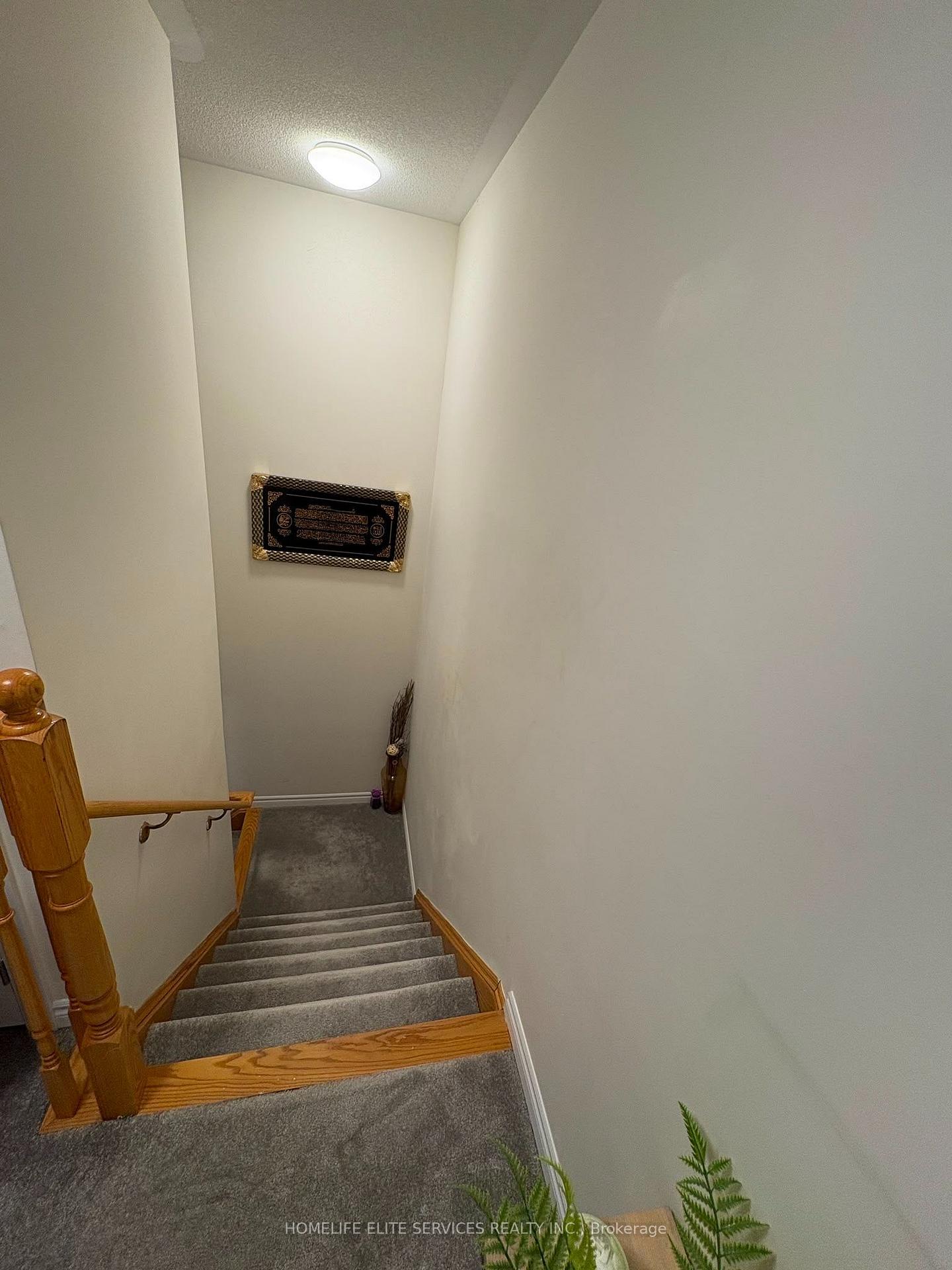 Photo 10 of 485 Beresford Path, Oshawa, Central — HOMEH