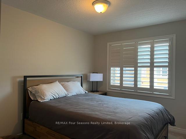 Photo 12 of 29 North Maple Street, Collingwood — HOMEH