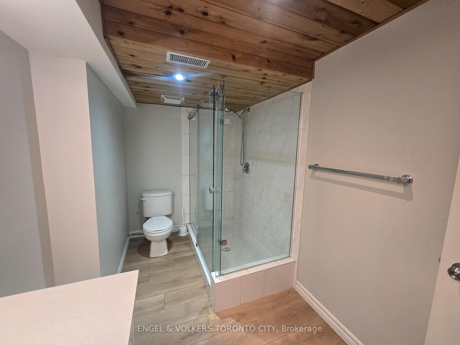 Photo 3 of Unit B, 17 Centre Street, Barrie, Allandale — HOMEH