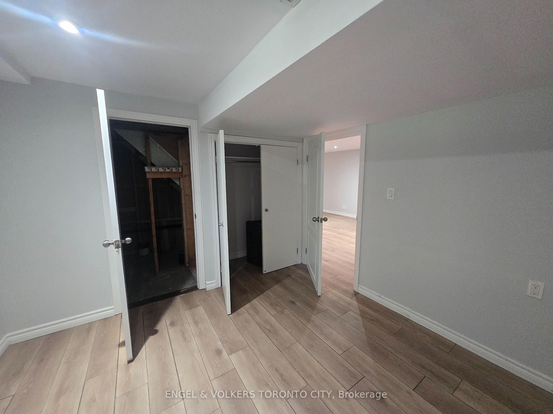 Photo 4 of Unit B, 17 Centre Street, Barrie, Allandale — HOMEH