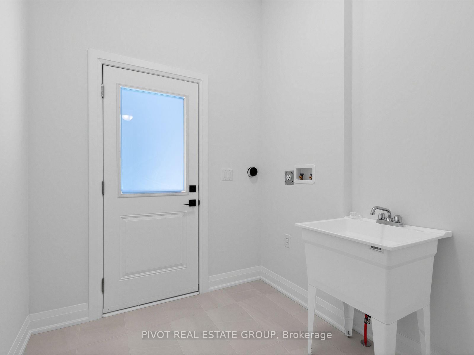 Photo 19 of 31 Sassafras Road, Springwater, Midhurst — HOMEH