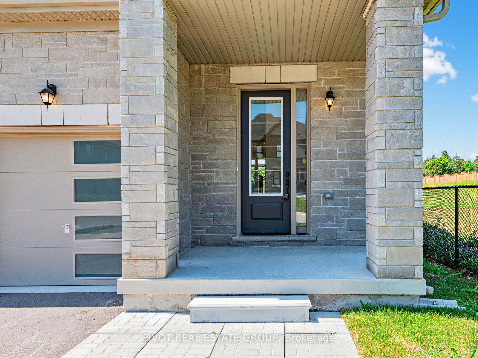 Photo 4 of 52 Calypso Avenue, Springwater, Midhurst — HOMEH