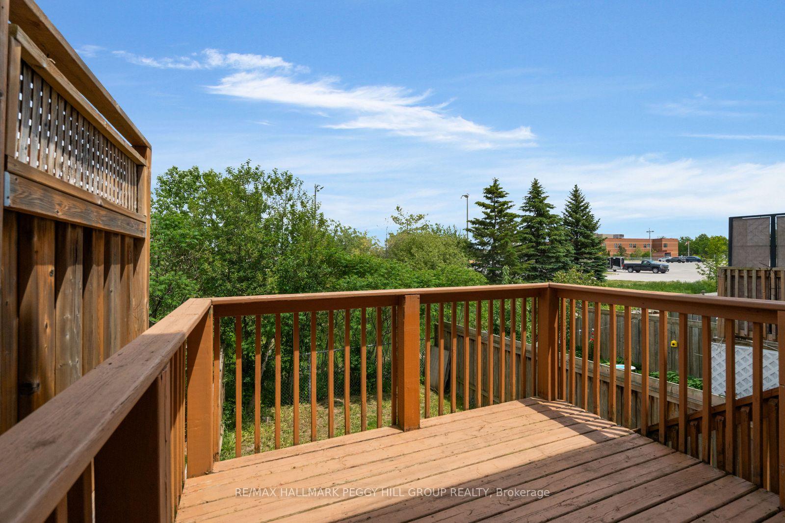 Photo 13 of 34 Arch Brown Court, Barrie, East Bayfield — HOMEH