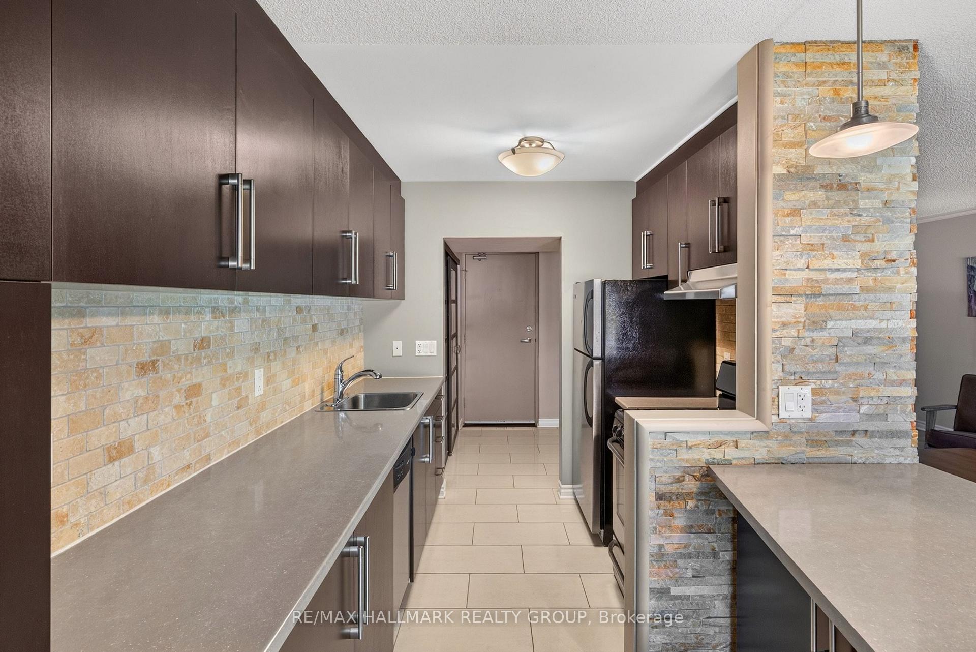 Photo 23 of Unit 103, 12 Corkstown Road, Ottawa, Lakeview Park — HOMEH
