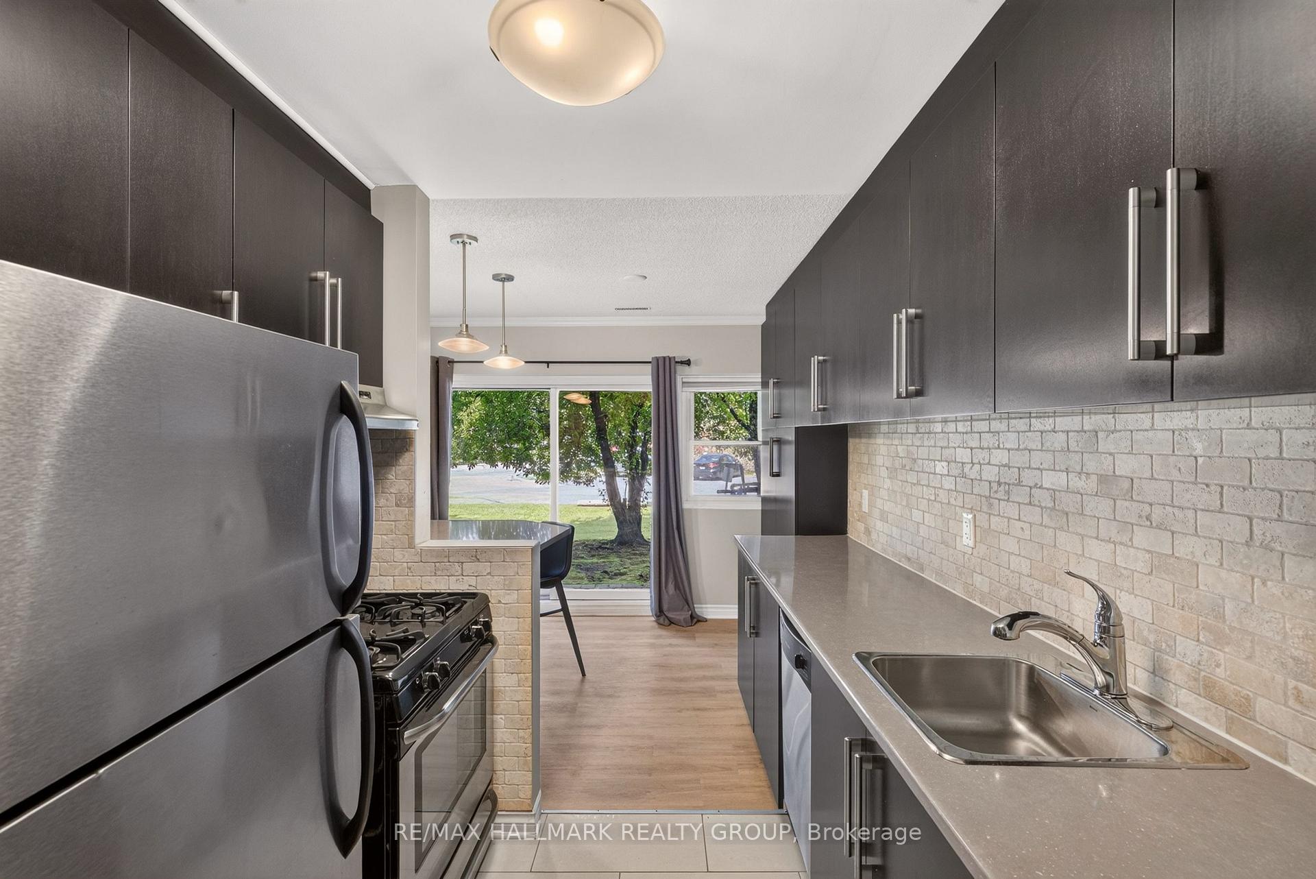 Photo 27 of Unit 103, 12 Corkstown Road, Ottawa, Lakeview Park — HOMEH