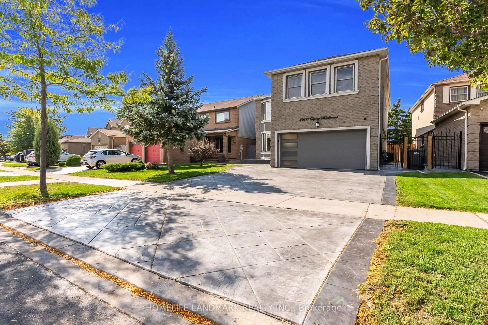 Photo 3 of 6200 Osprey Boulevard, Mississauga, Lisgar — HOMEH