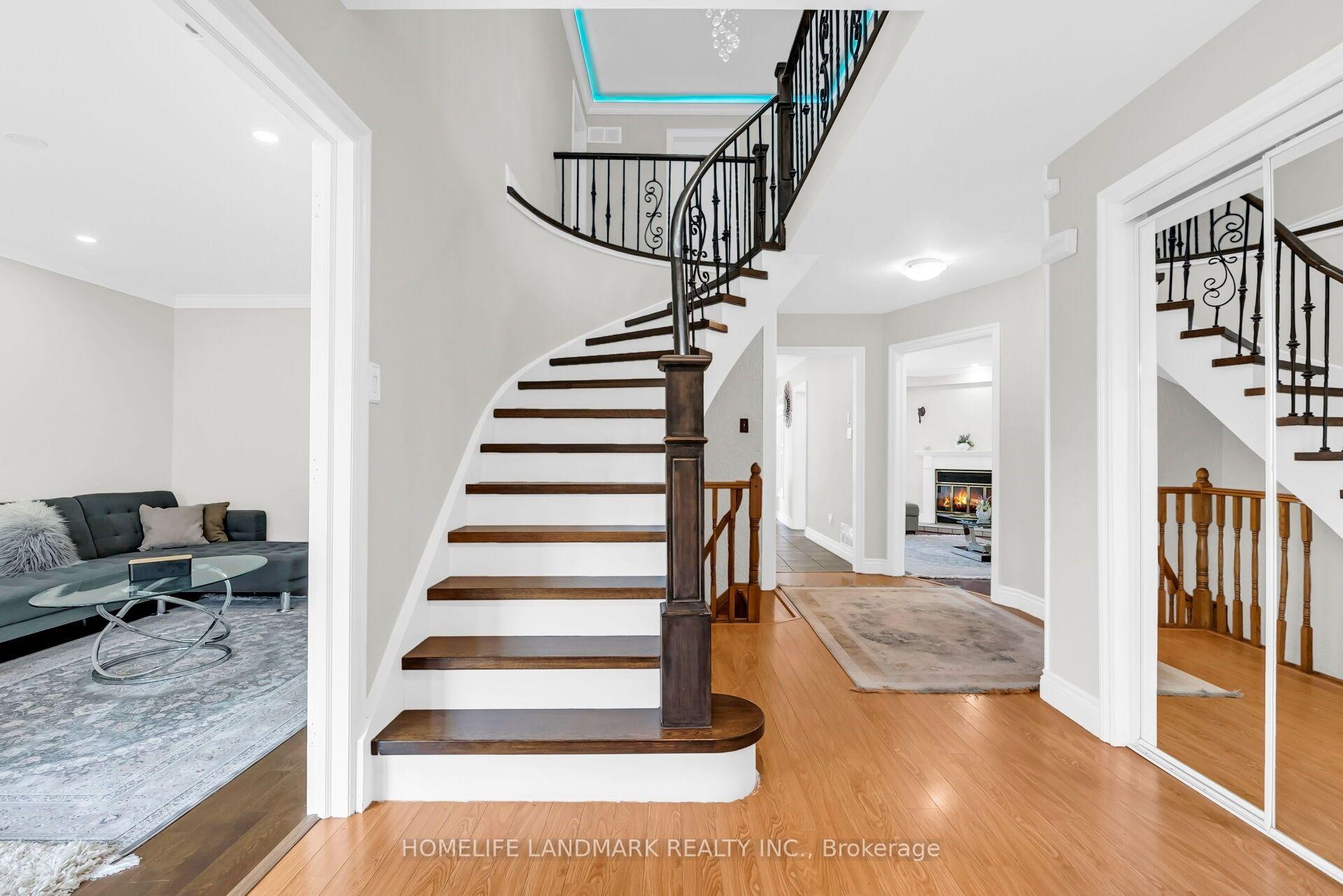 Photo 8 of 6200 Osprey Boulevard, Mississauga, Lisgar — HOMEH