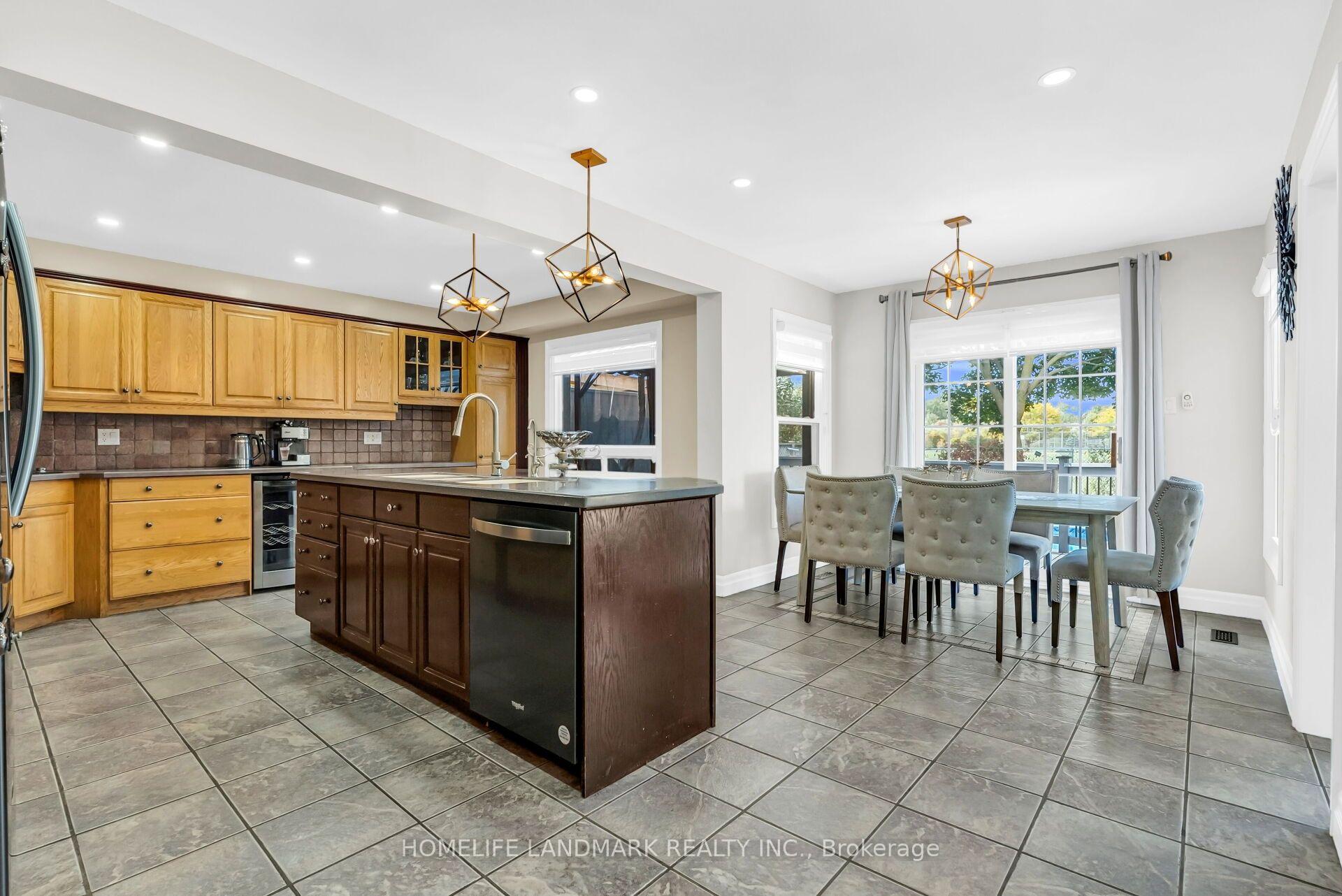 Photo 15 of 6200 Osprey Boulevard, Mississauga, Lisgar — HOMEH