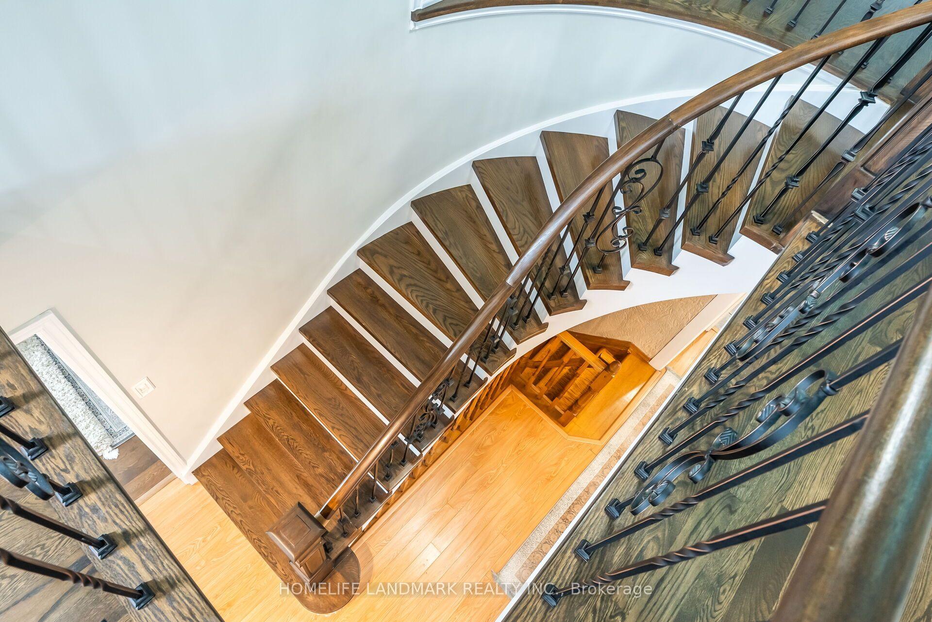 Photo 24 of 6200 Osprey Boulevard, Mississauga, Lisgar — HOMEH