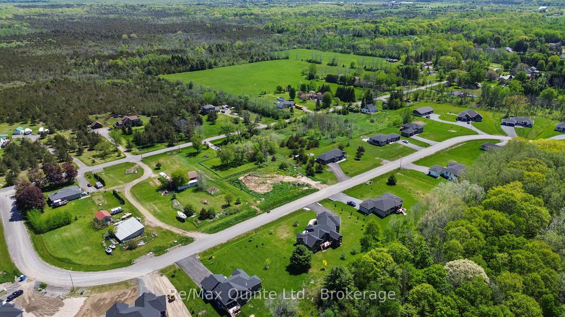 Photo 19 of 348 Michael's Way, Prince Edward County, Ameliasburg Ward — HOMEH