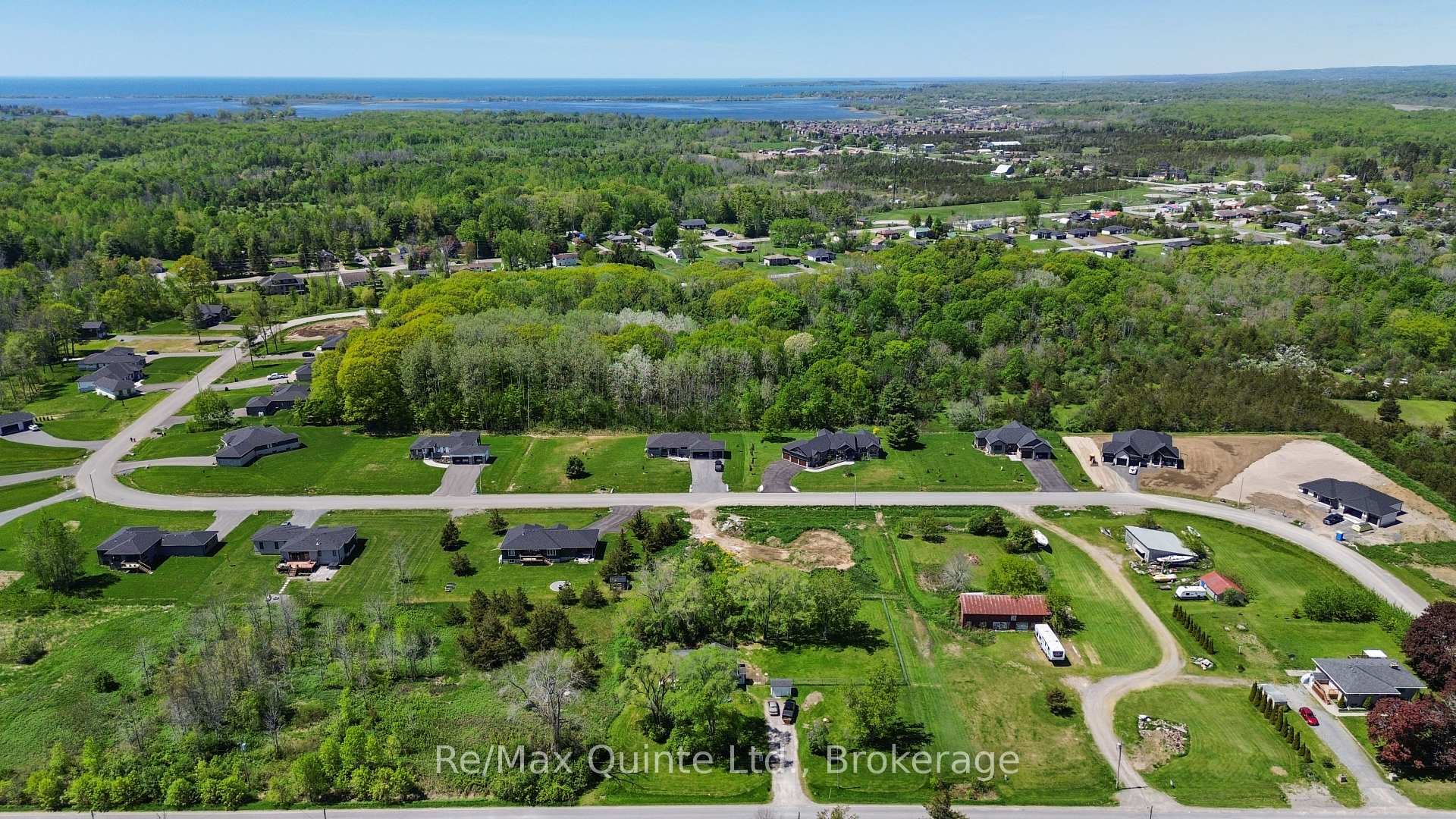 Photo 29 of 348 Michael's Way, Prince Edward County, Ameliasburg Ward — HOMEH