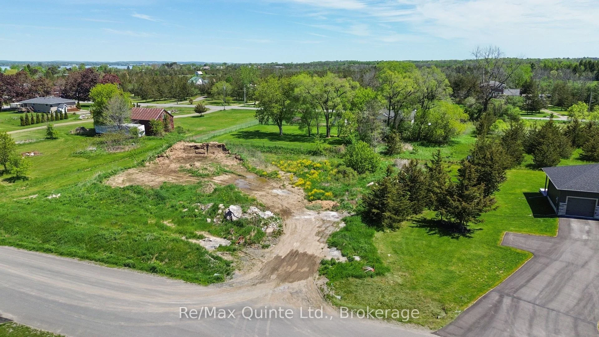 Photo 8 of 348 Michael's Way, Prince Edward County, Ameliasburg Ward — HOMEH