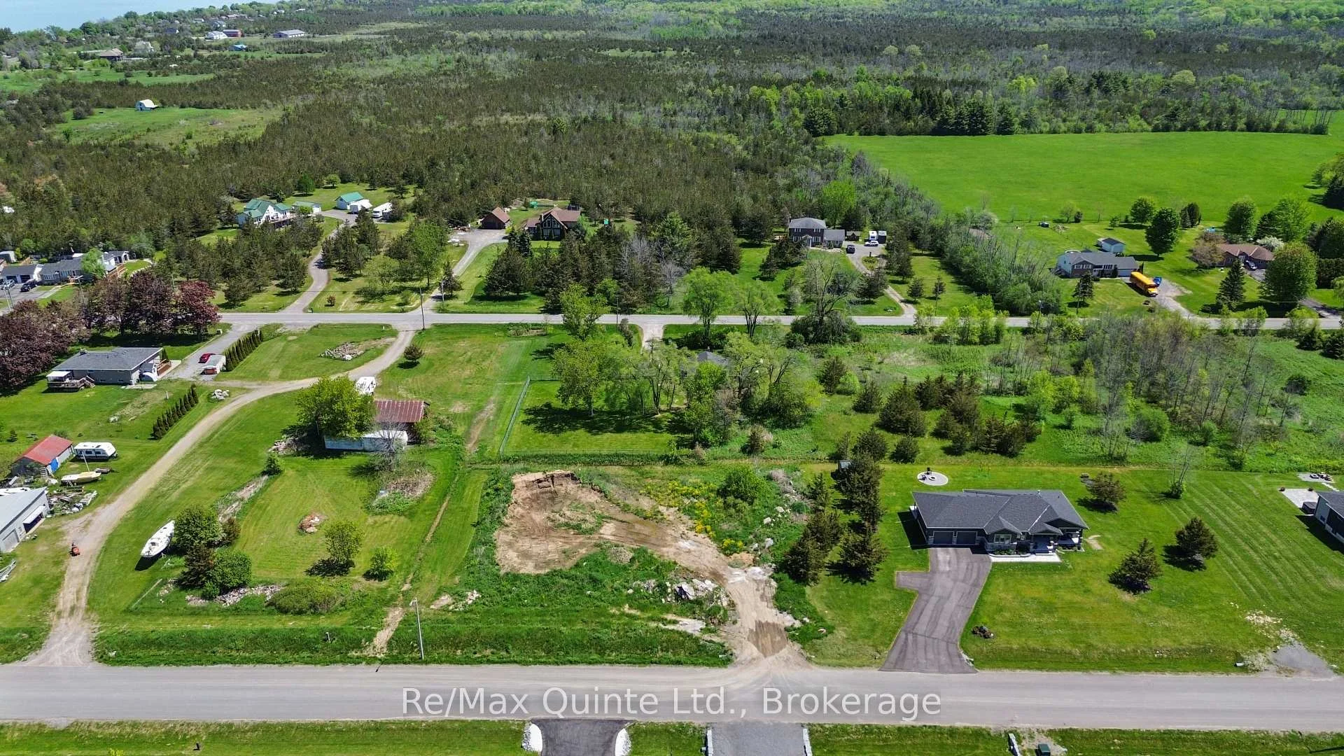 Photo 12 of 348 Michael's Way, Prince Edward County, Ameliasburg Ward — HOMEH