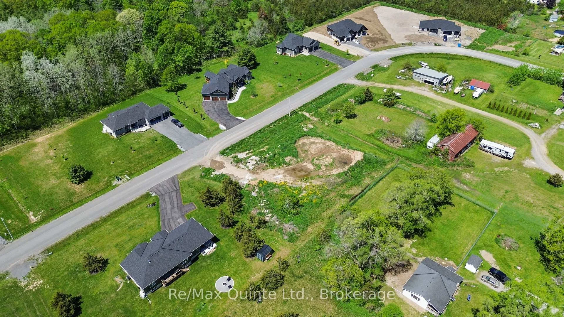 Photo 58 of 348 Michael's Way, Prince Edward County, Ameliasburg Ward — HOMEH