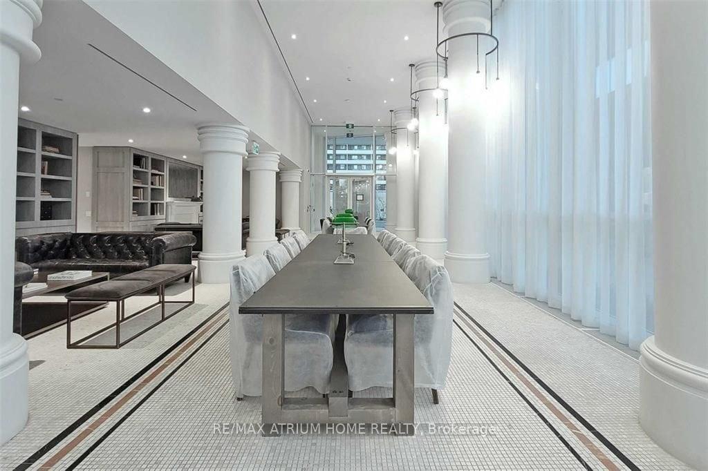 Photo 12 of Unit 1906, 33 Helendale Avenue, Toronto, Yonge-Eglinton — HOMEH
