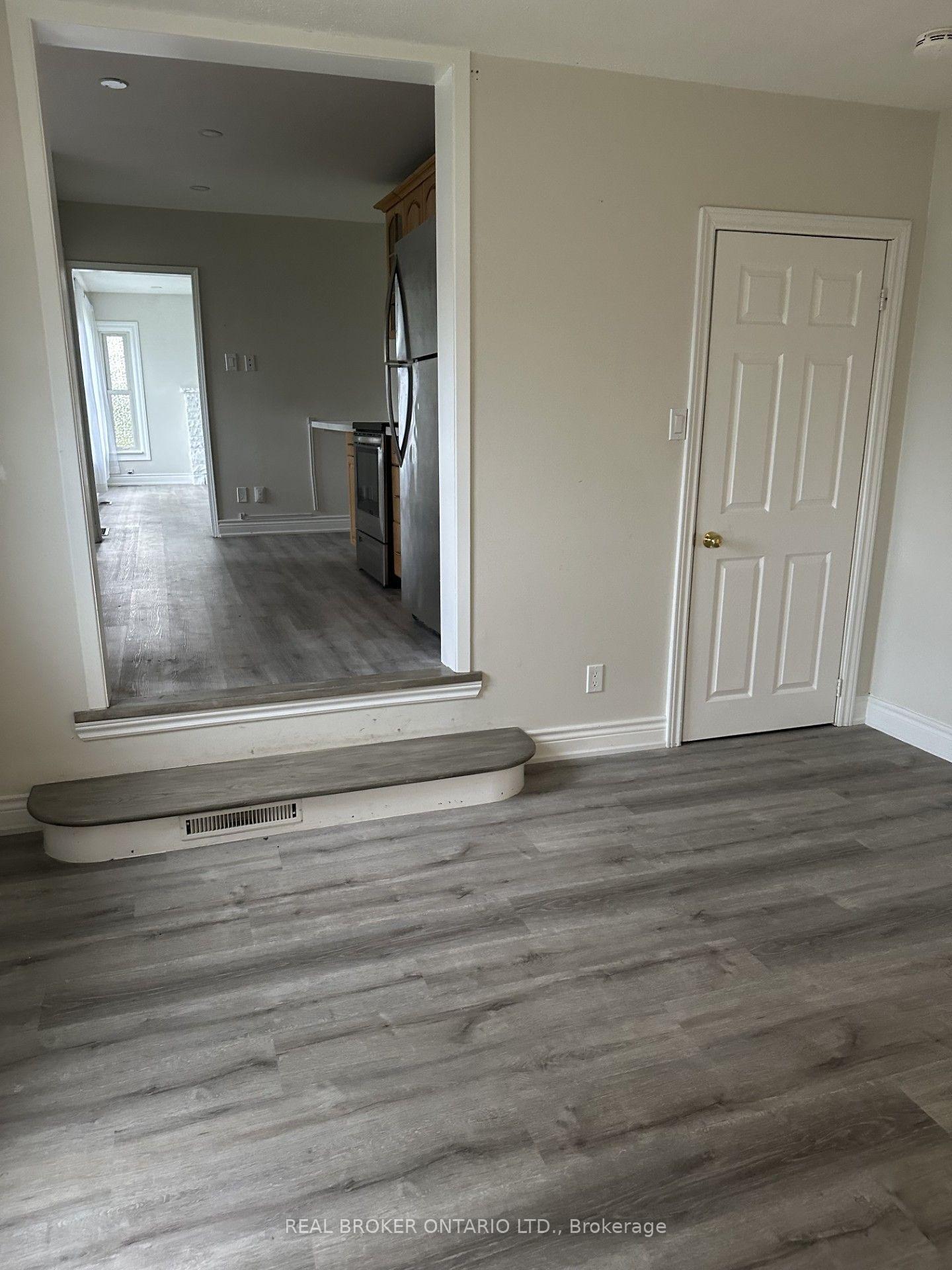 Photo 5 of 560 Big Bay Point Road, Barrie, Painswick North — HOMEH