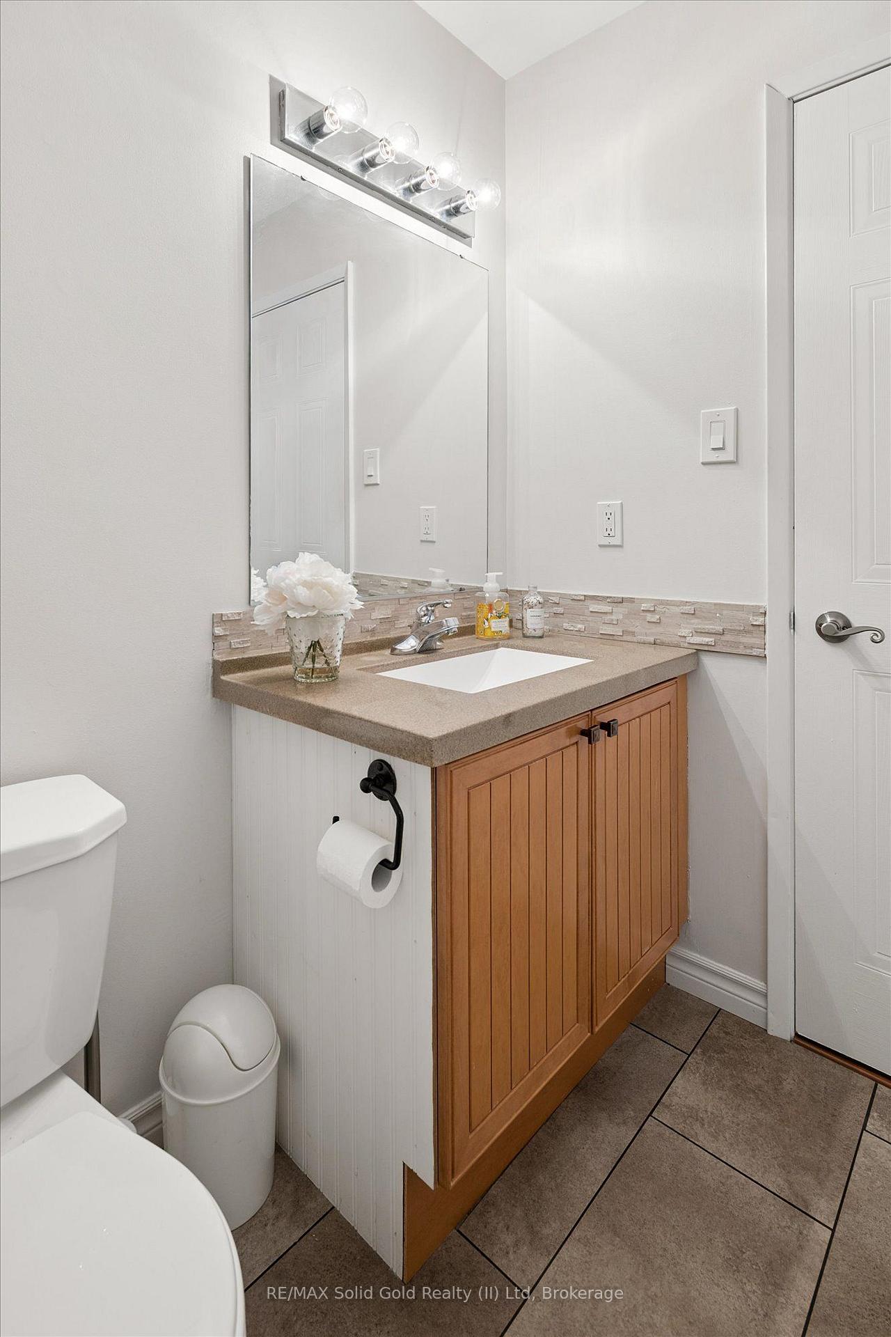 Photo 21 of Unit 912, 565 Greenfield Avenue, Kitchener, Vanier - Kitchener — HOMEH