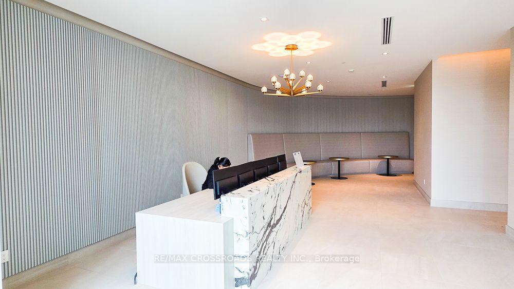Photo 5 of Unit 805, 20 Deans Drive, Scarborough, Clairlea-Birchmount — HOMEH