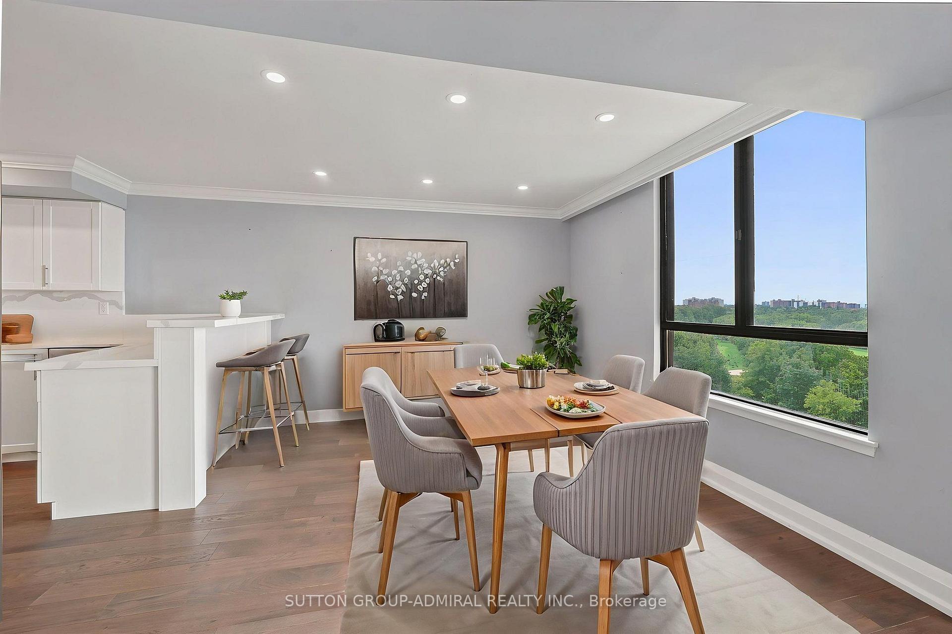 Photo 8 of Unit D19, 300 Mill Road, Etobicoke, Markland Wood — HOMEH