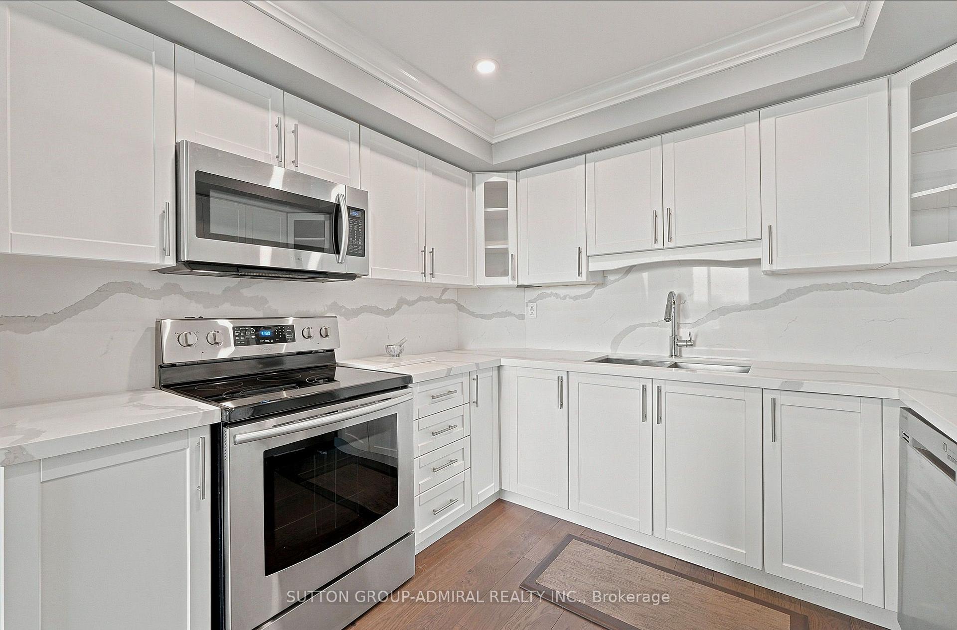 Photo 11 of Unit D19, 300 Mill Road, Etobicoke, Markland Wood — HOMEH