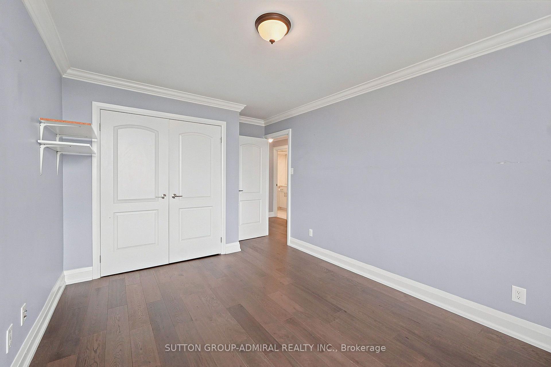 Photo 19 of Unit D19, 300 Mill Road, Etobicoke, Markland Wood — HOMEH