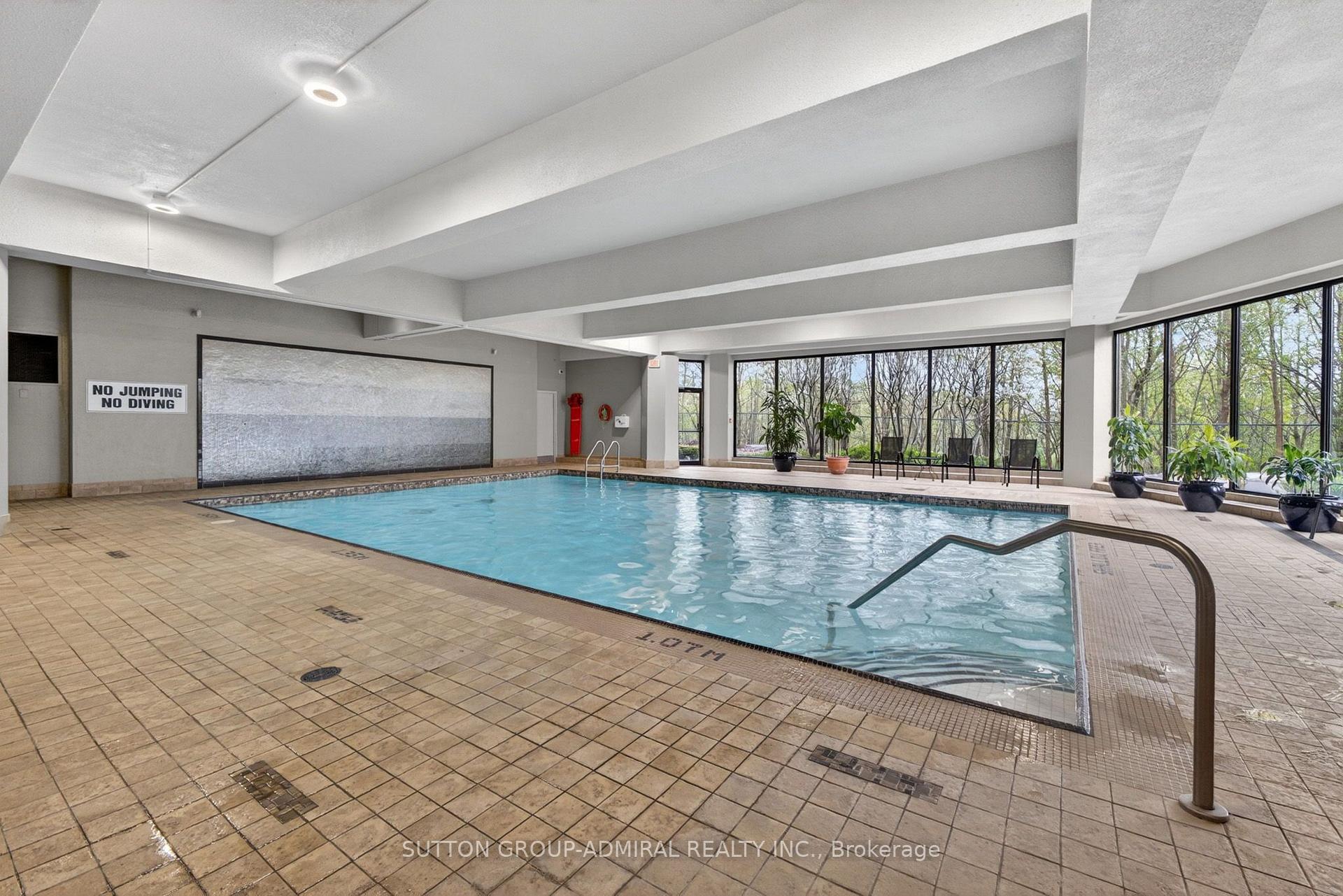 Photo 32 of Unit D19, 300 Mill Road, Etobicoke, Markland Wood — HOMEH
